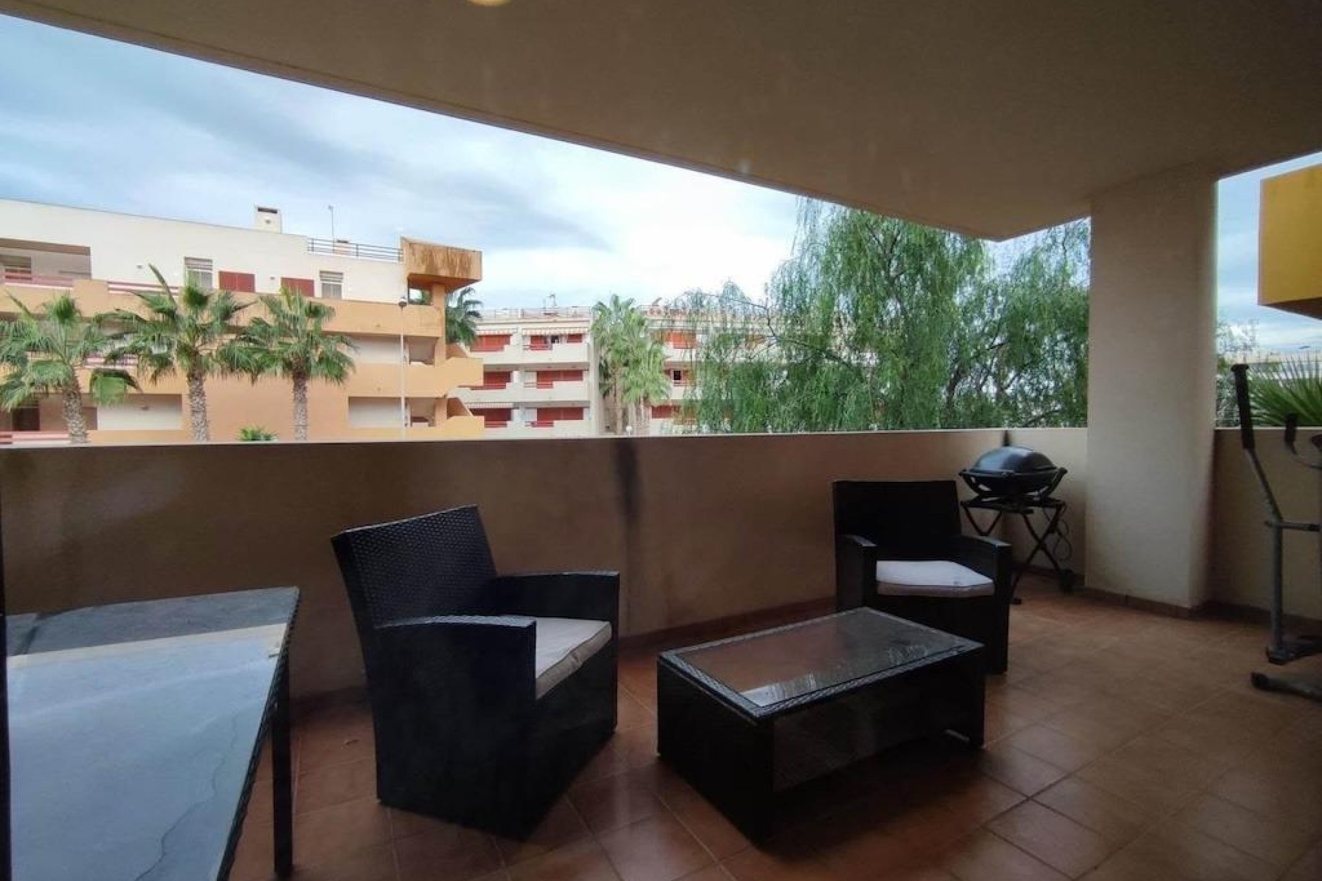 Resale - Apartment  - Orihuela Costa - Punta Prima