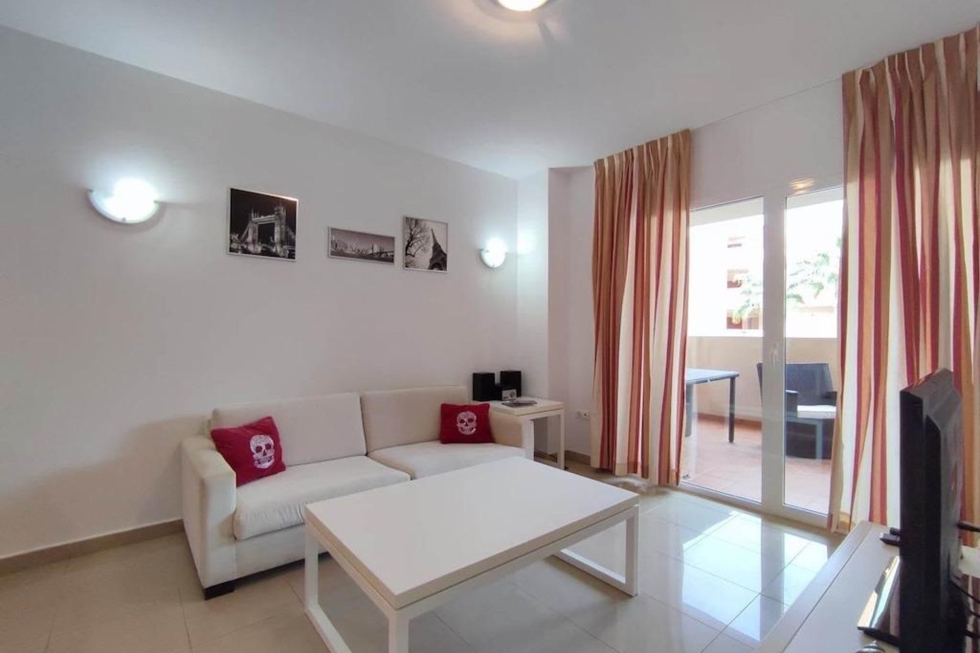 Resale - Apartment  - Orihuela Costa - Punta Prima