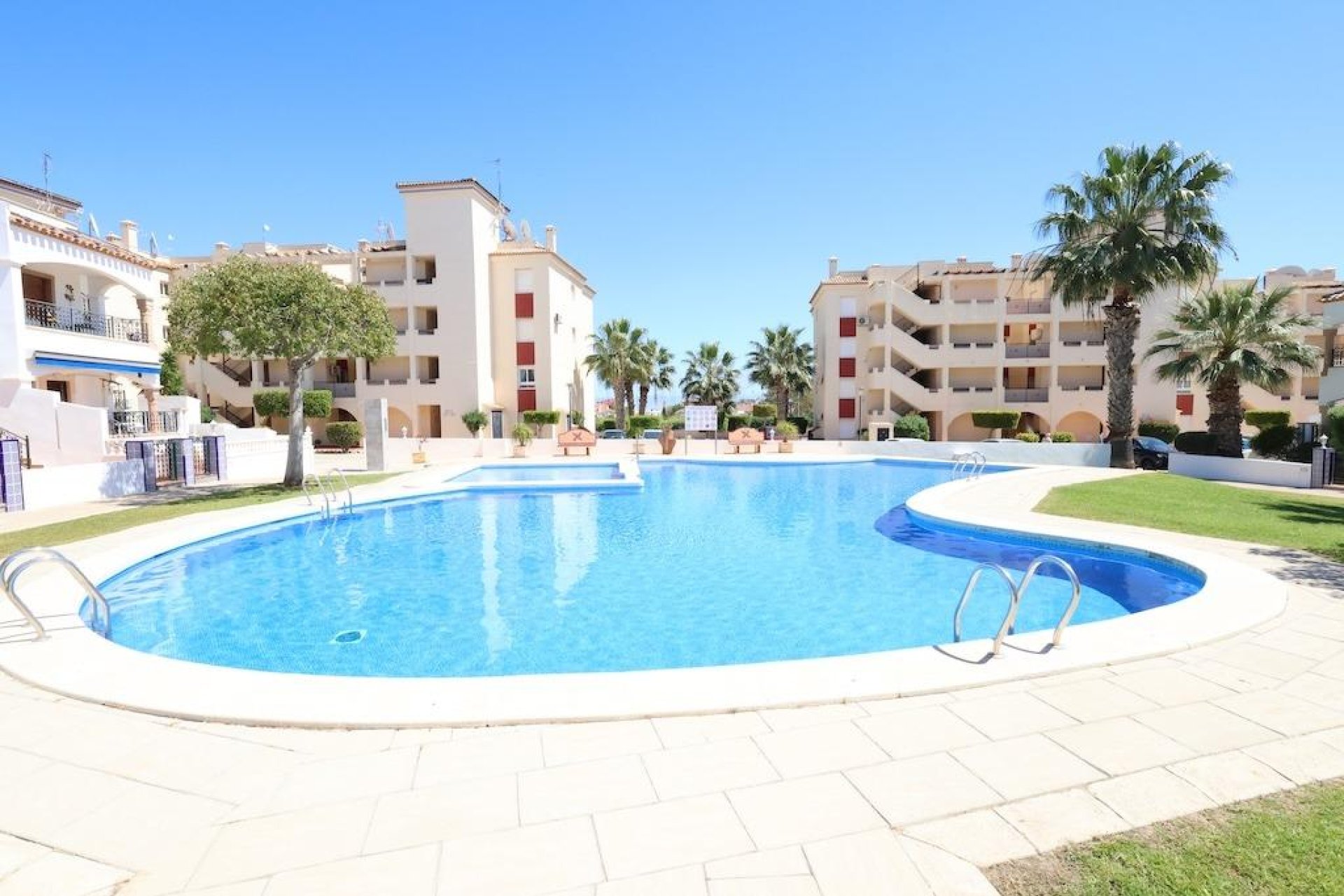 Resale - Apartment  - Orihuela Costa - Zeniamar-Horizonte-La Campana