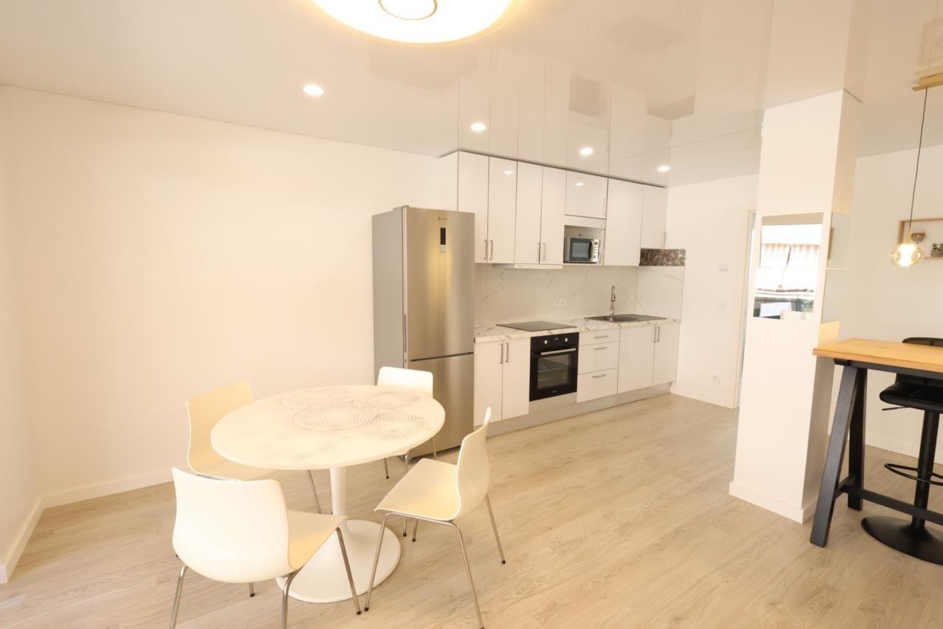 Resale - Apartment  - Torrevieja - Acequion