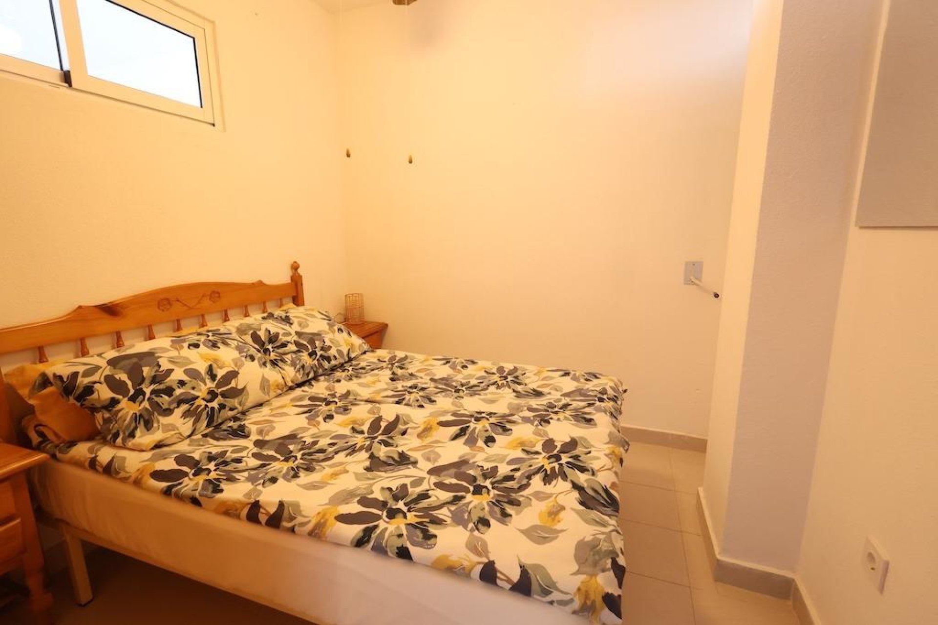 Resale - Apartment  - Torrevieja - Centro