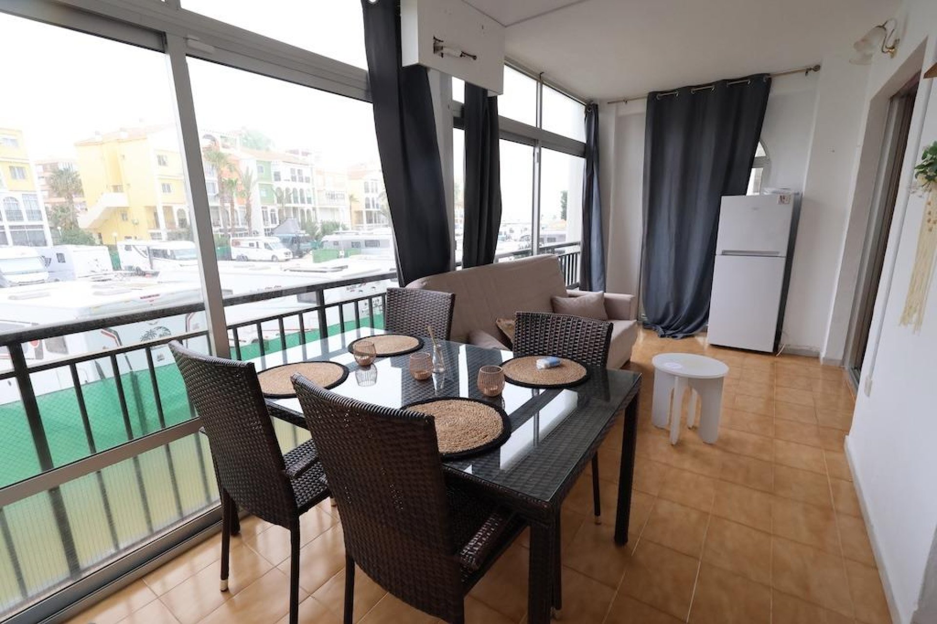 Resale - Apartment  - Torrevieja - La veleta
