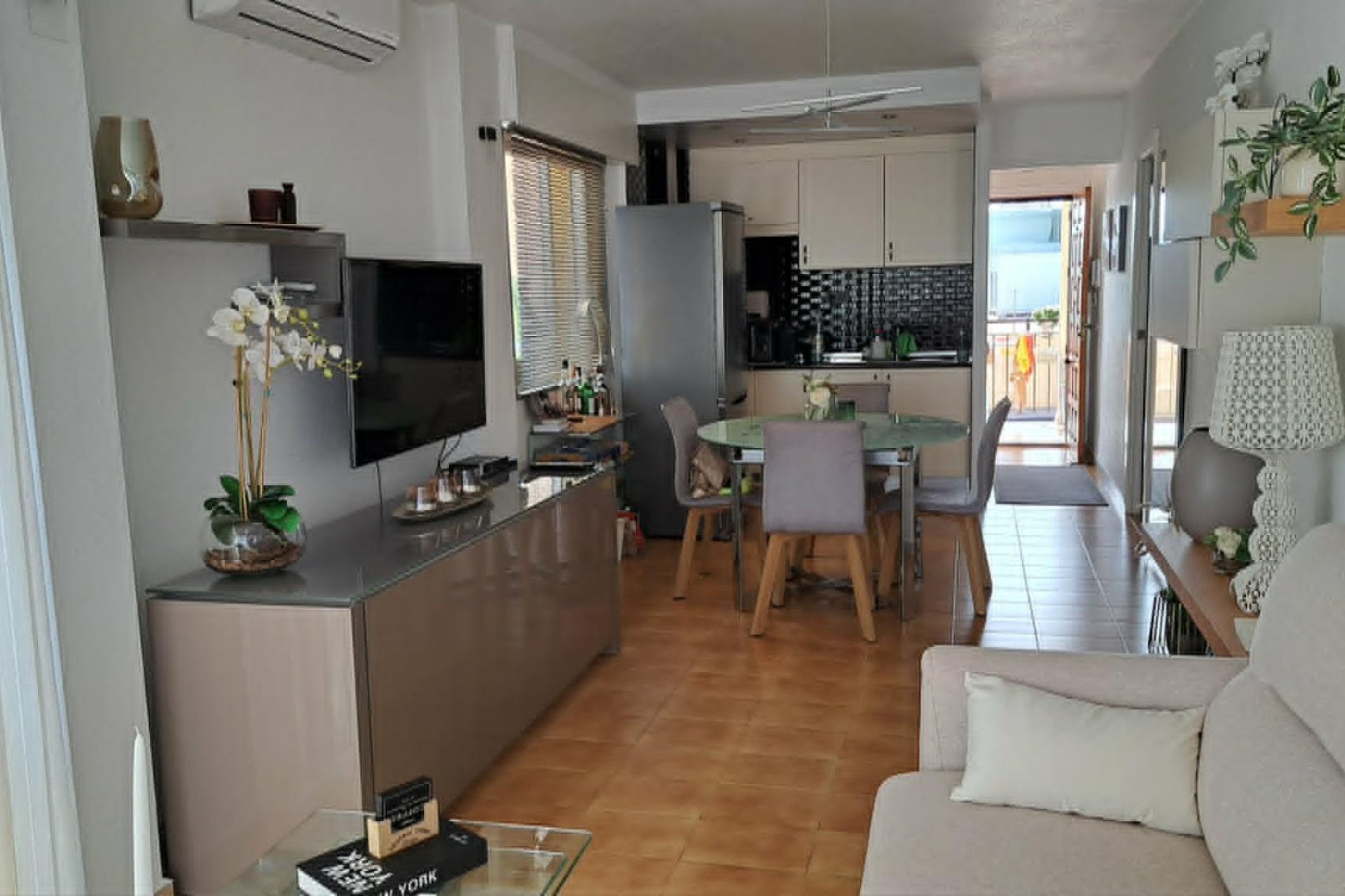 Resale - Apartment  - Torrevieja - La veleta