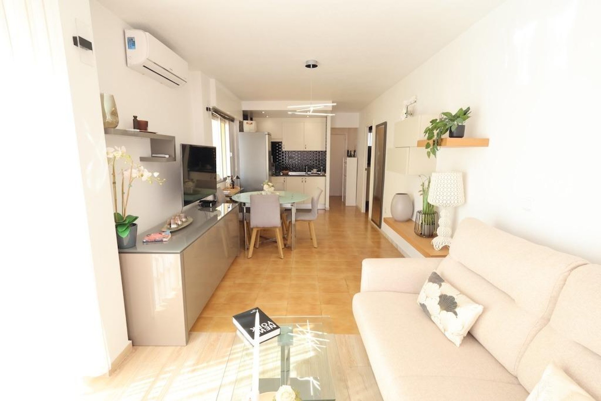 Resale - Apartment  - Torrevieja - La veleta