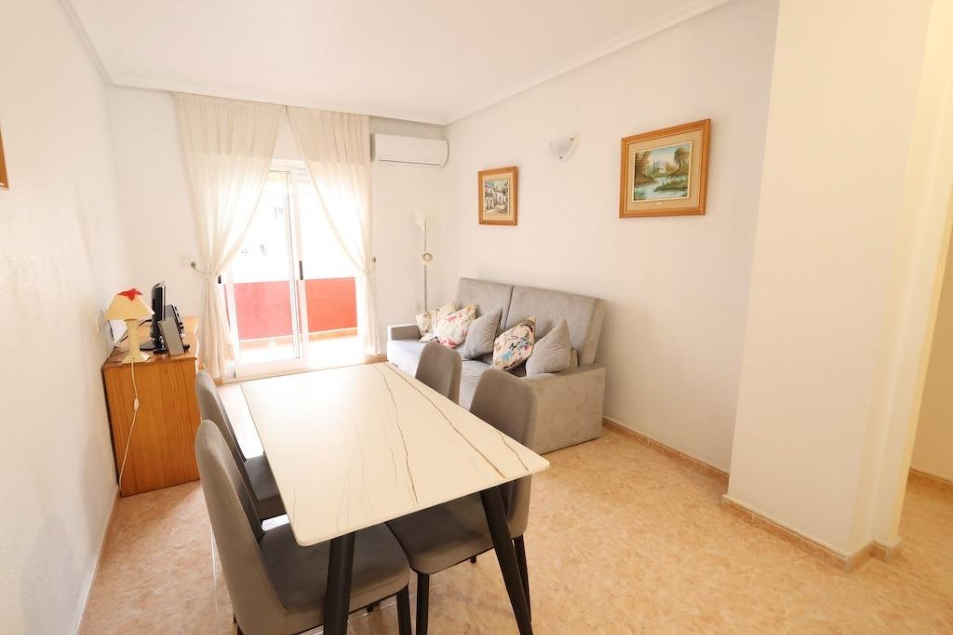 Resale - Apartment  - Torrevieja - Parque de las Naciones