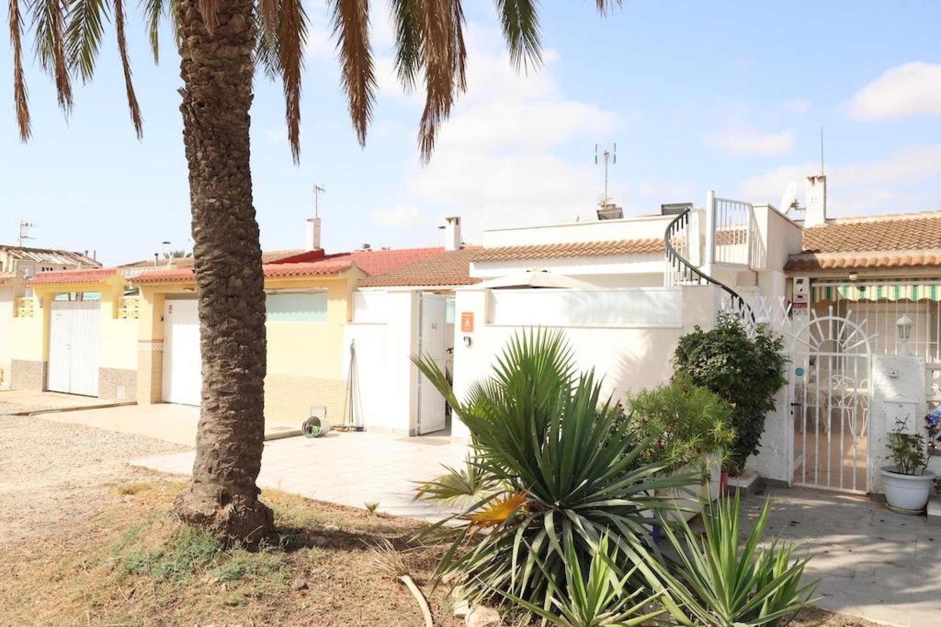 Resale - Bungalow - Torrevieja - La Siesta - El Salado - Torreta