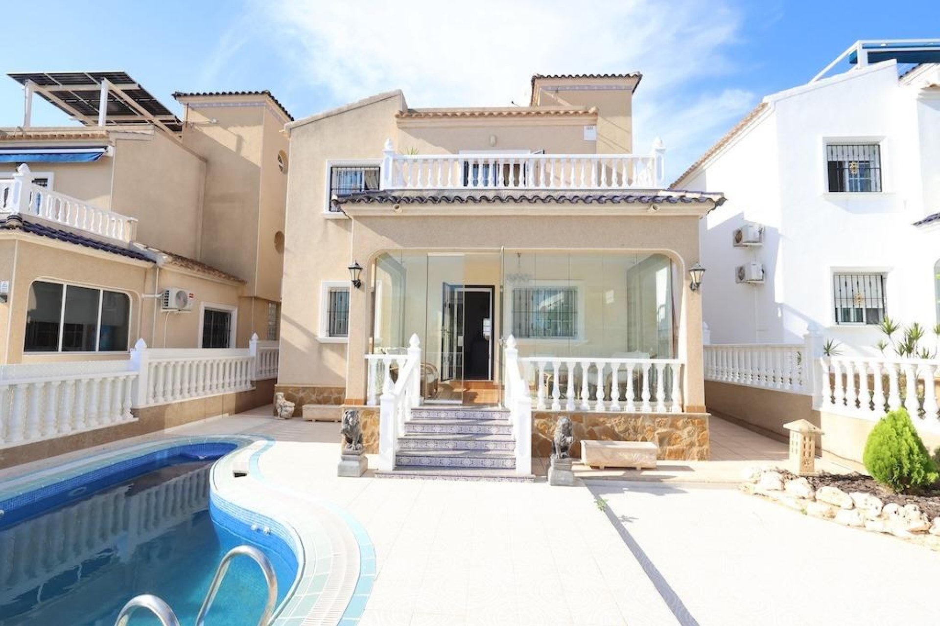 Resale - Chalet - Orihuela Costa - Las Filipinas