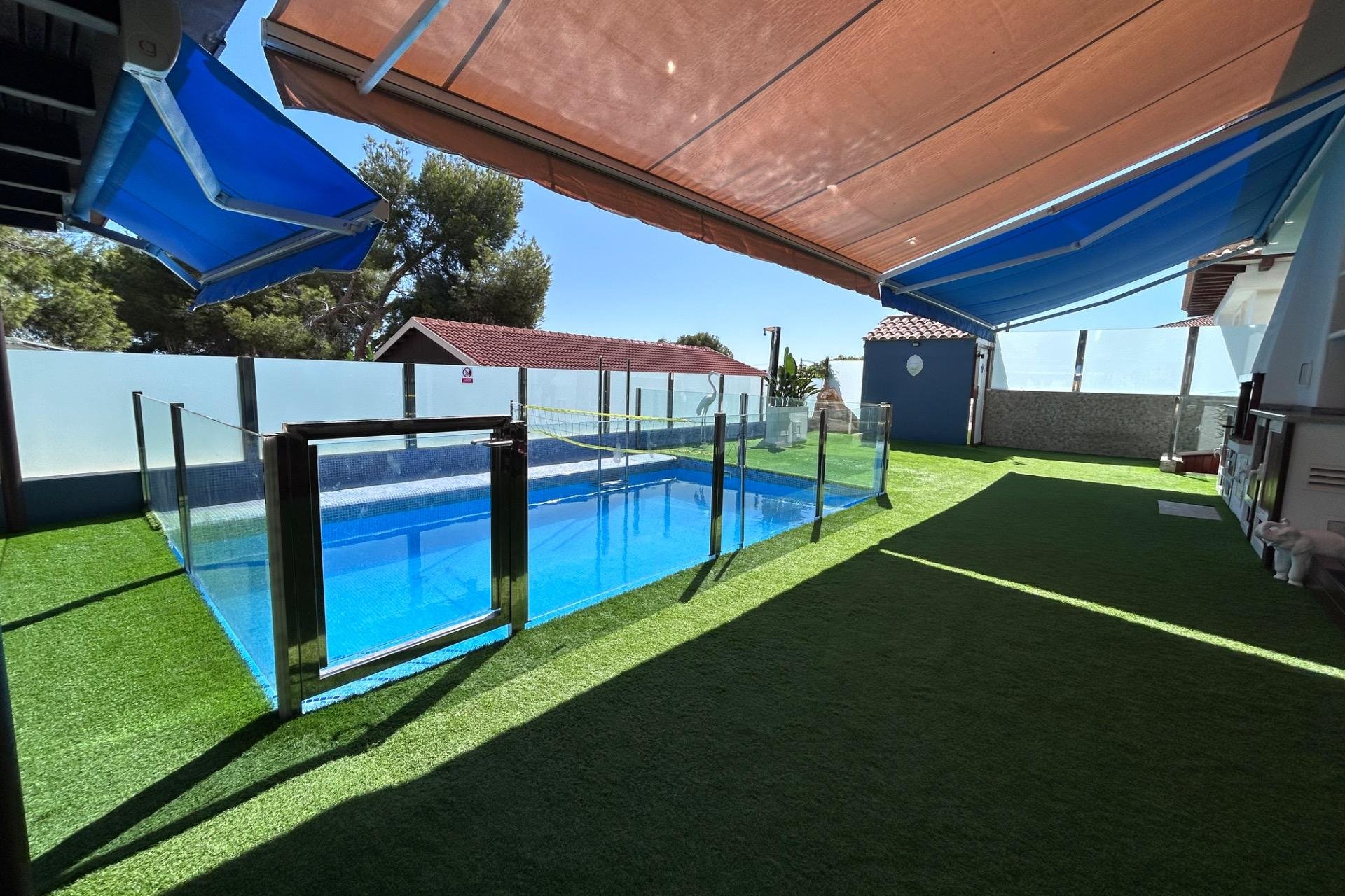 Resale - Chalet - Orihuela Costa - Lomas de Cabo Roig-Los Dolses