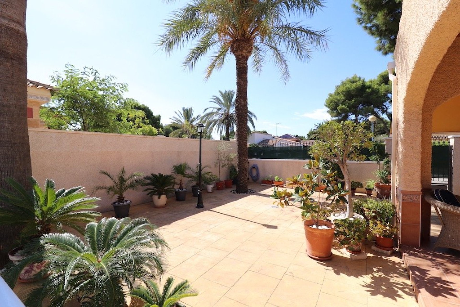 Resale - Chalet - Orihuela Costa - Punta Prima