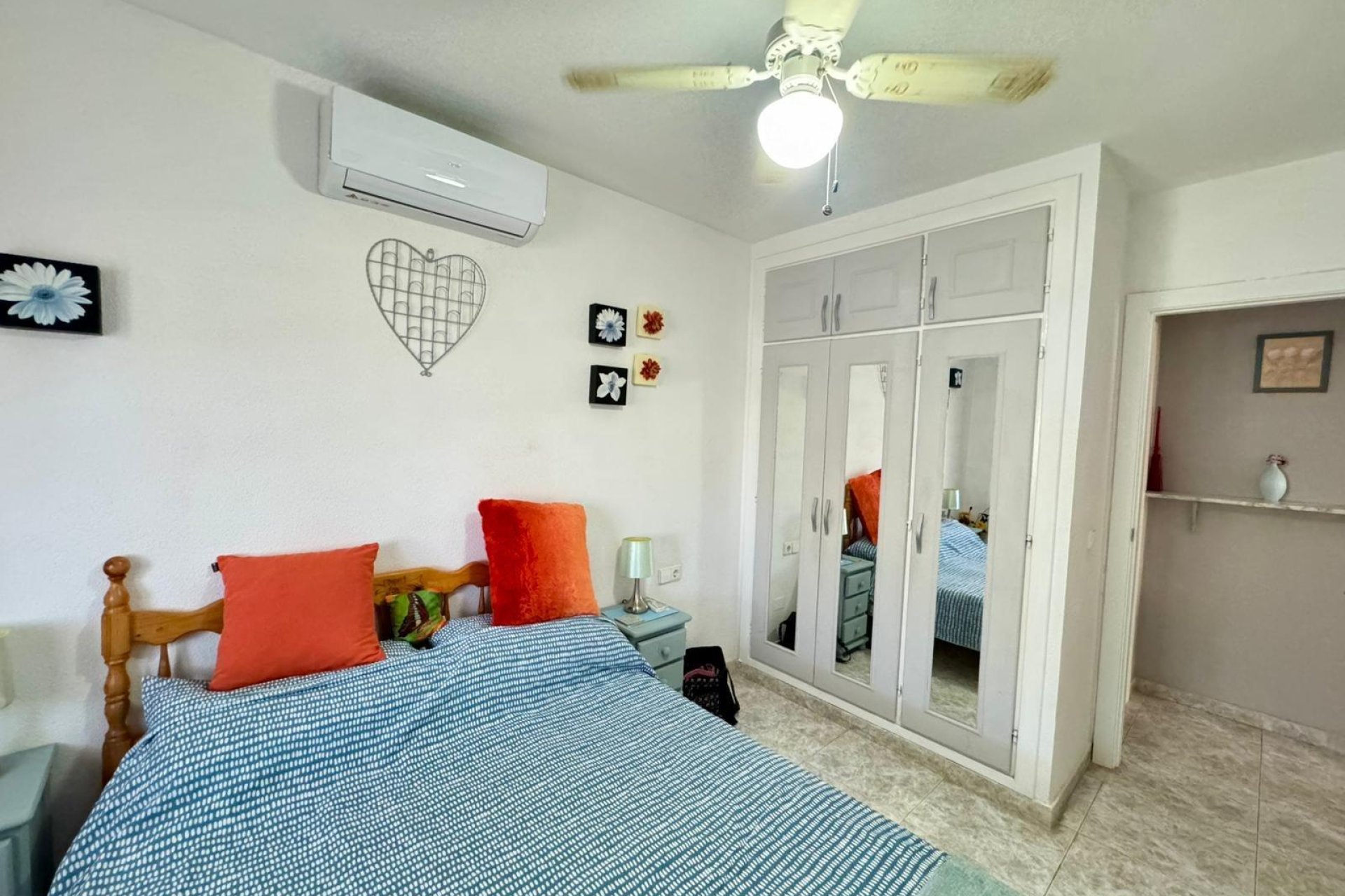 Resale - Chalet - Torrevieja - Los Altos