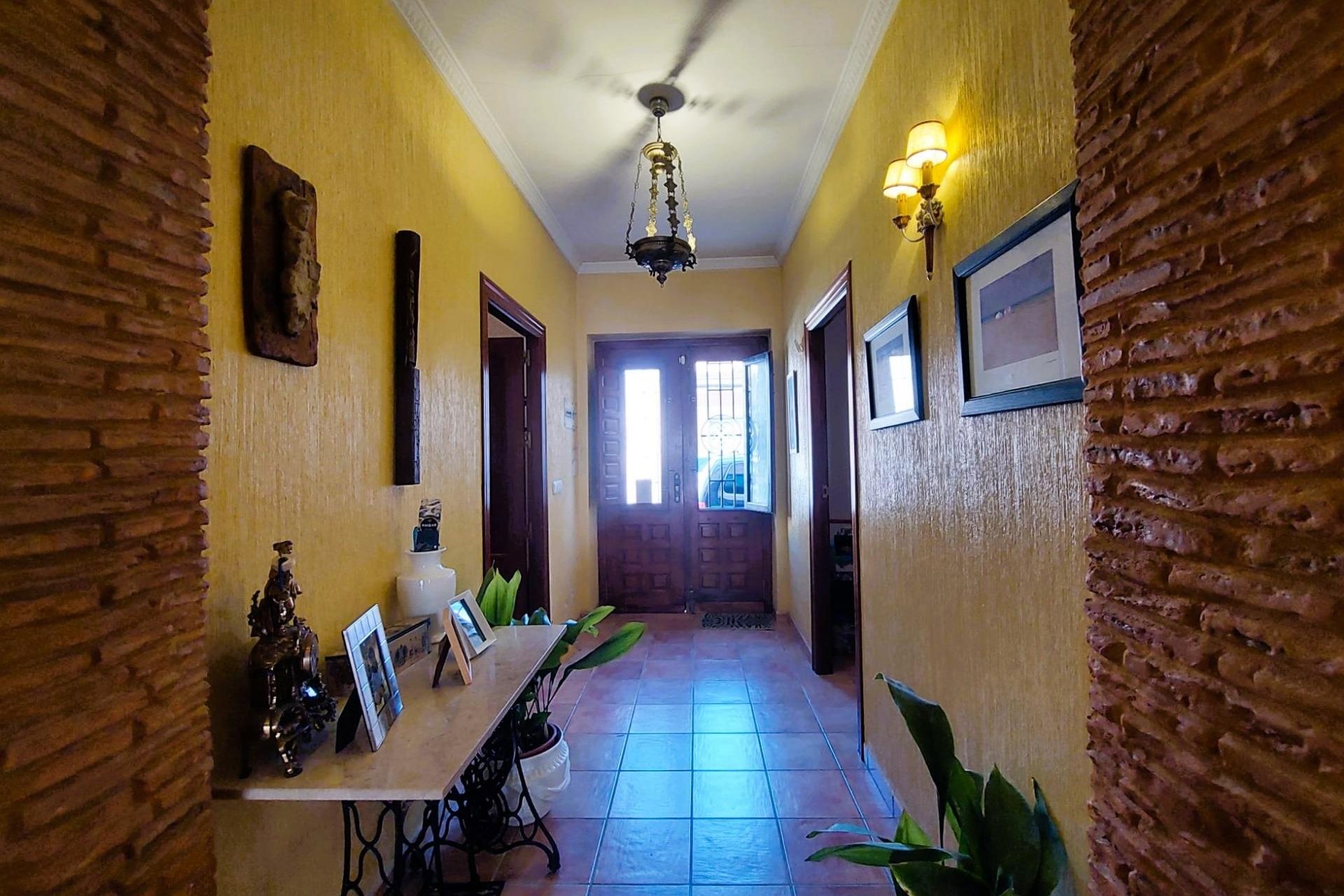 Resale - House - Torrevieja - Centro