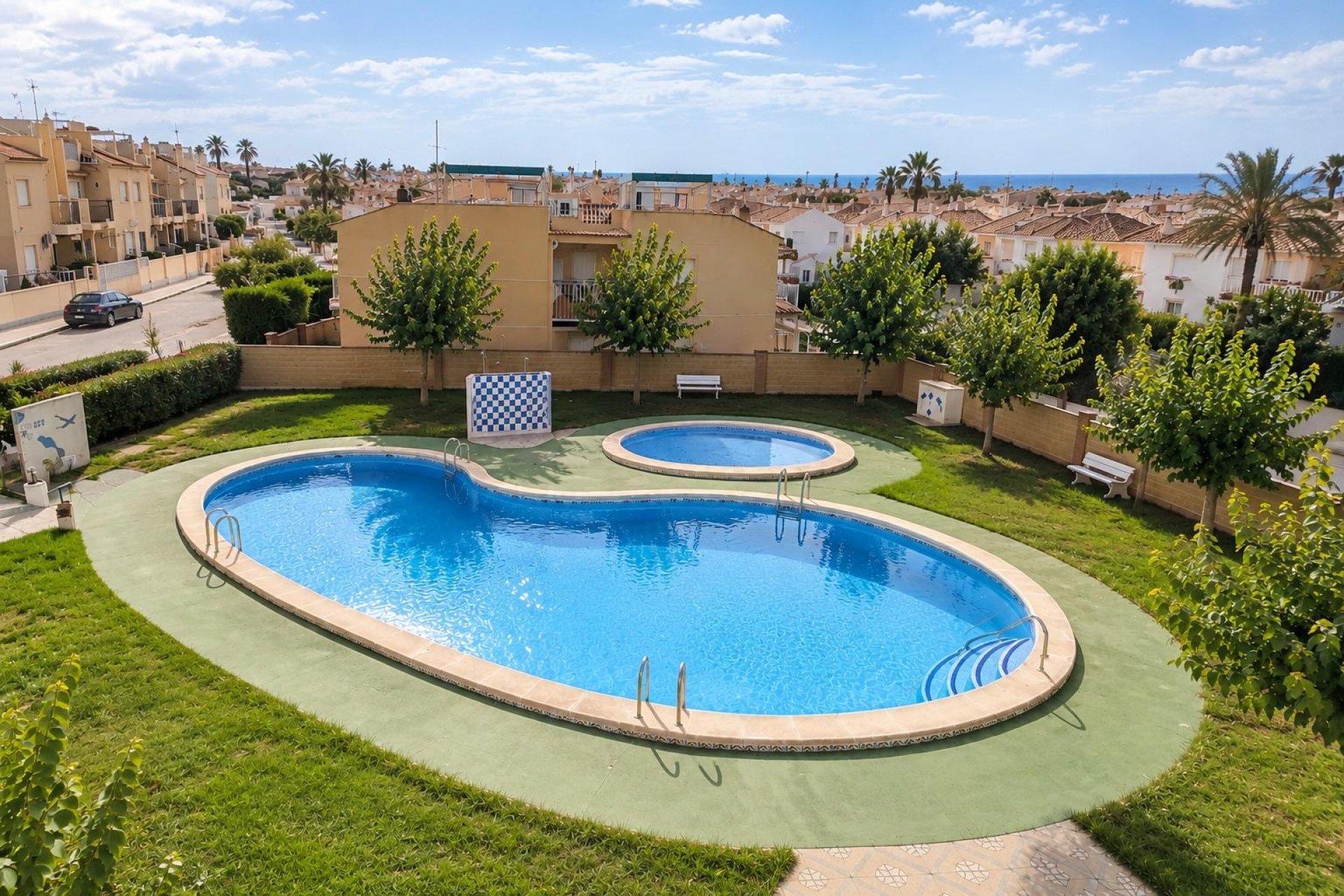 Resale - Upper floor bungalow - Torrevieja - La Siesta - El Salado - Torreta