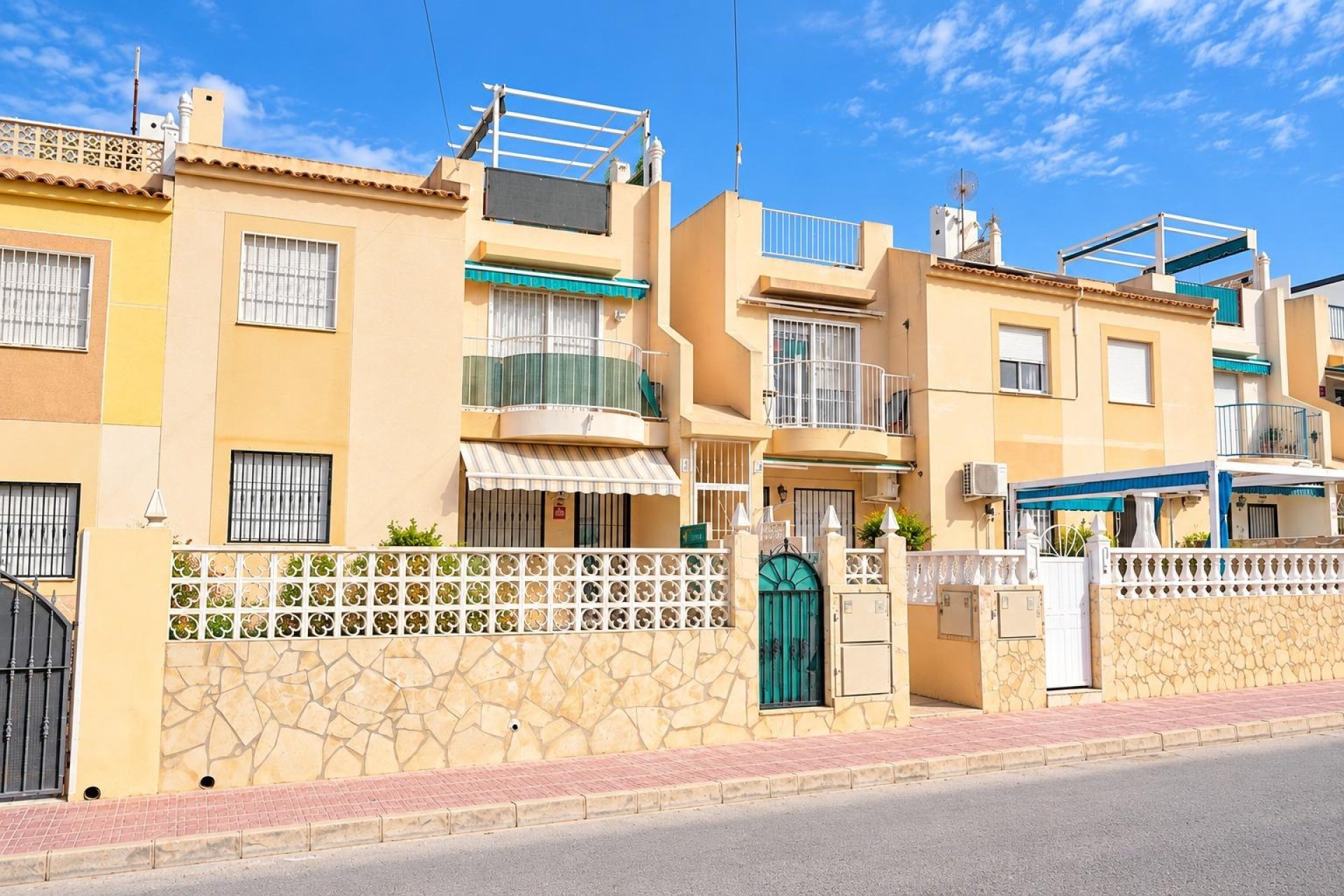 Resale - Upper floor bungalow - Torrevieja - La Siesta - El Salado - Torreta