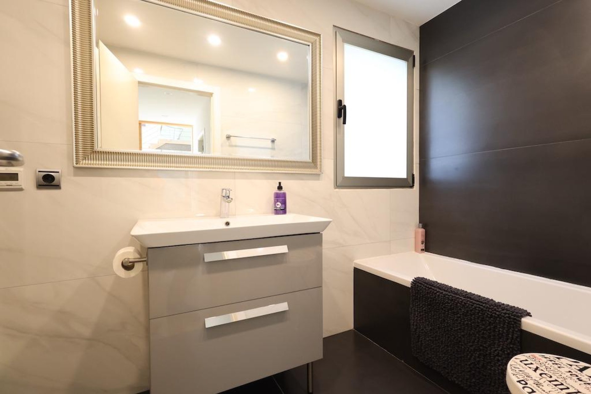 Resale - Villa - Orihuela Costa - Campoamor