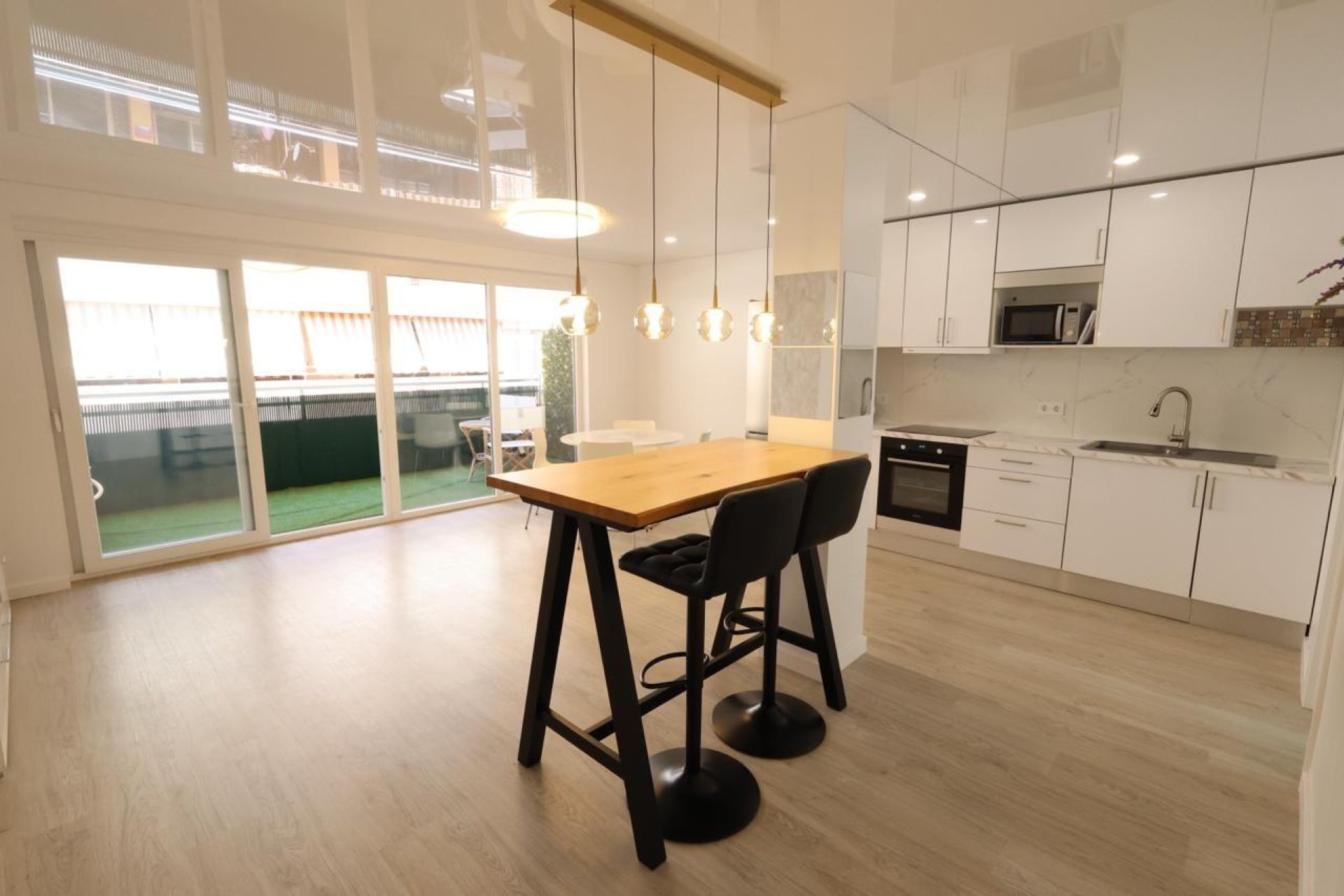 Segunda Mano - Apartamento  - Torrevieja - Acequion