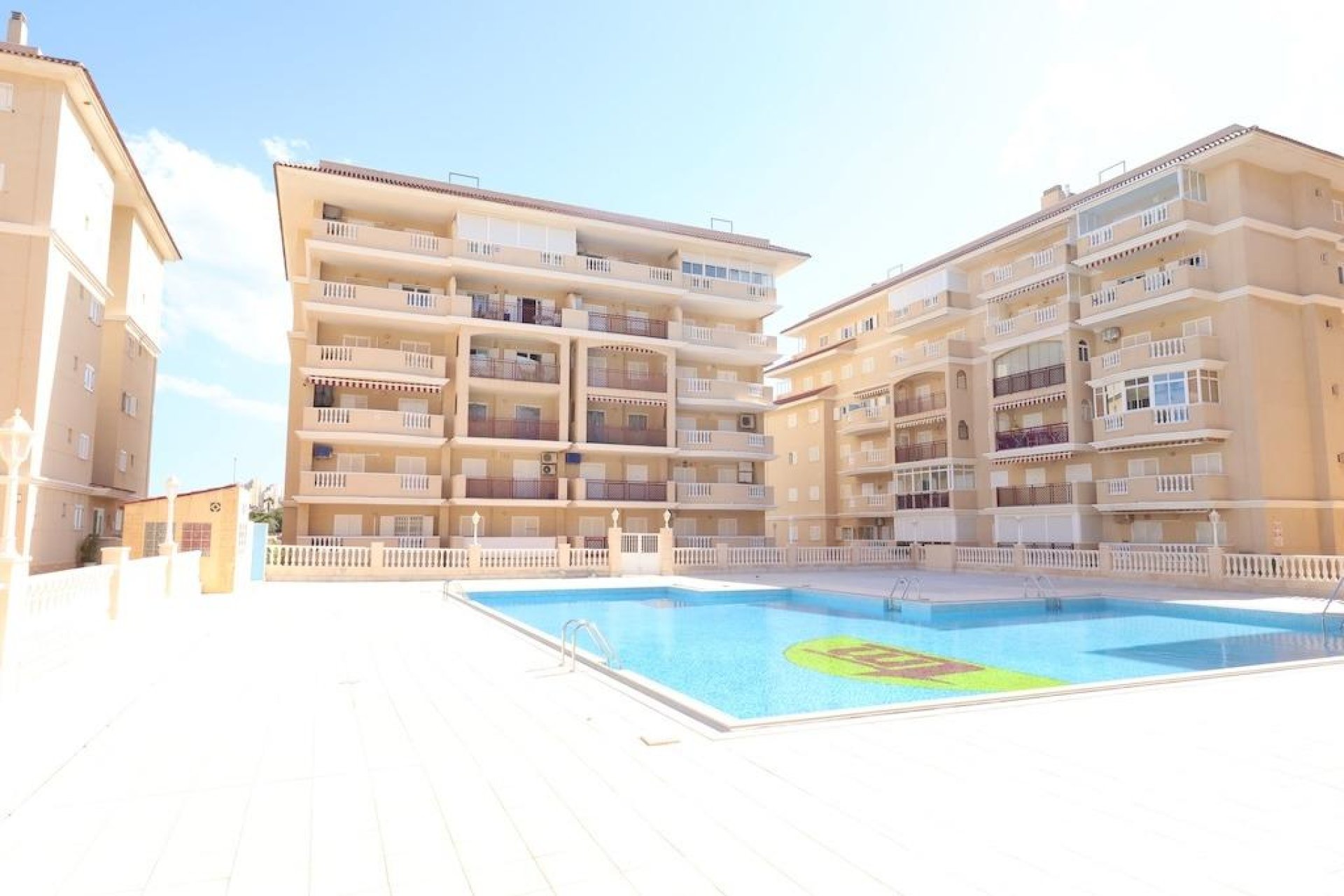 Segunda Mano - Apartamento  - Torrevieja - La Mata