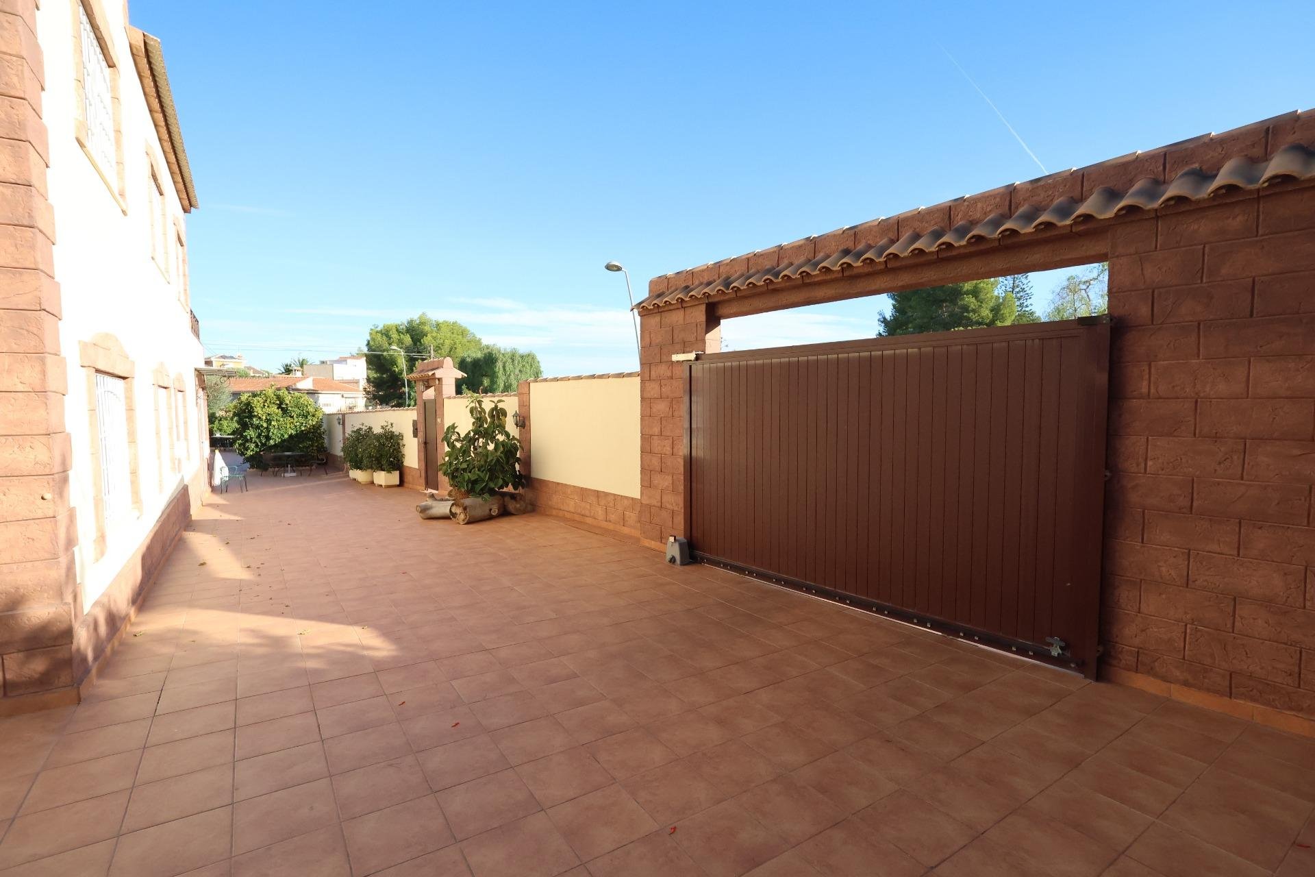 Segunda Mano - Chalet - Torrevieja - Los Balcones - Los Altos del Edén
