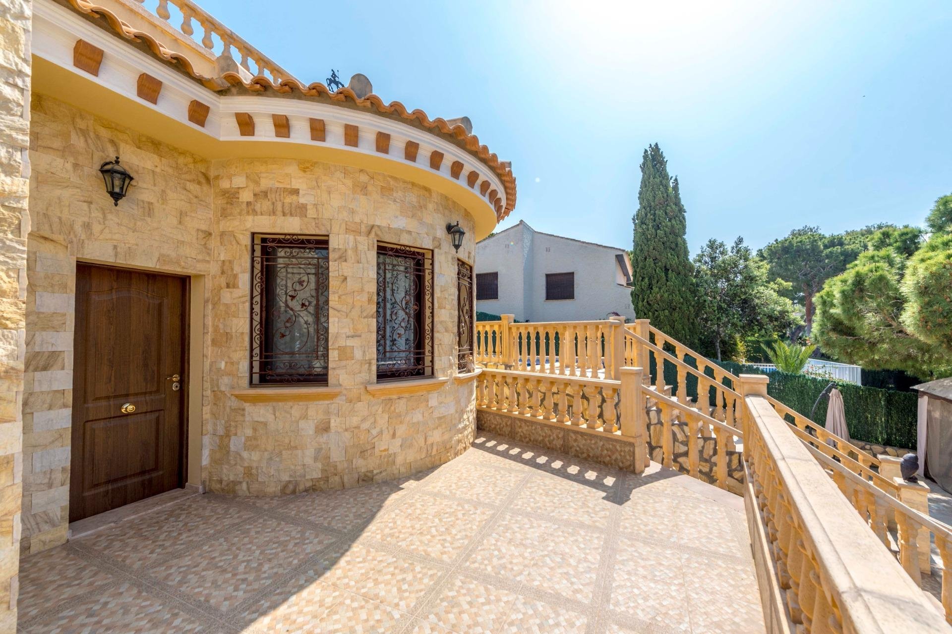Segunda Mano - Villa - Orihuela Costa - Campoamor