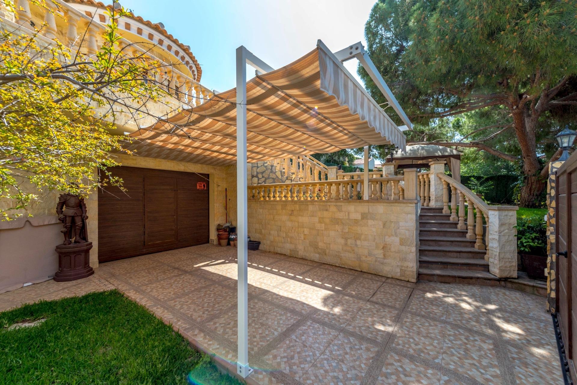 Segunda Mano - Villa - Orihuela Costa - Campoamor