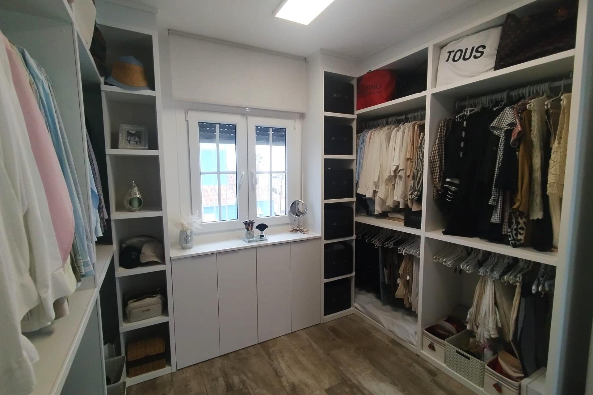 Segunda Mano - Villa - San Miguel de Salinas - Las filipinas