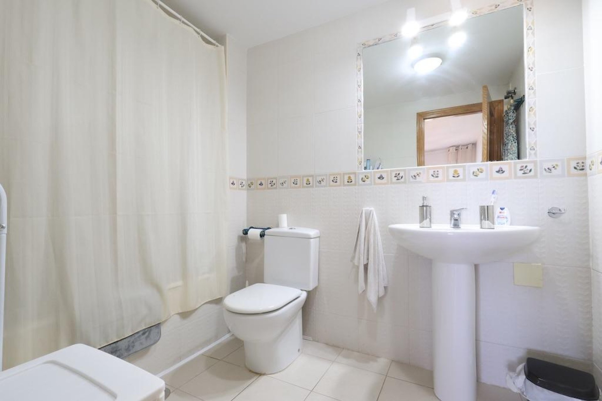 Verhuur - Appartement  - Orihuela Costa - Aguamarina