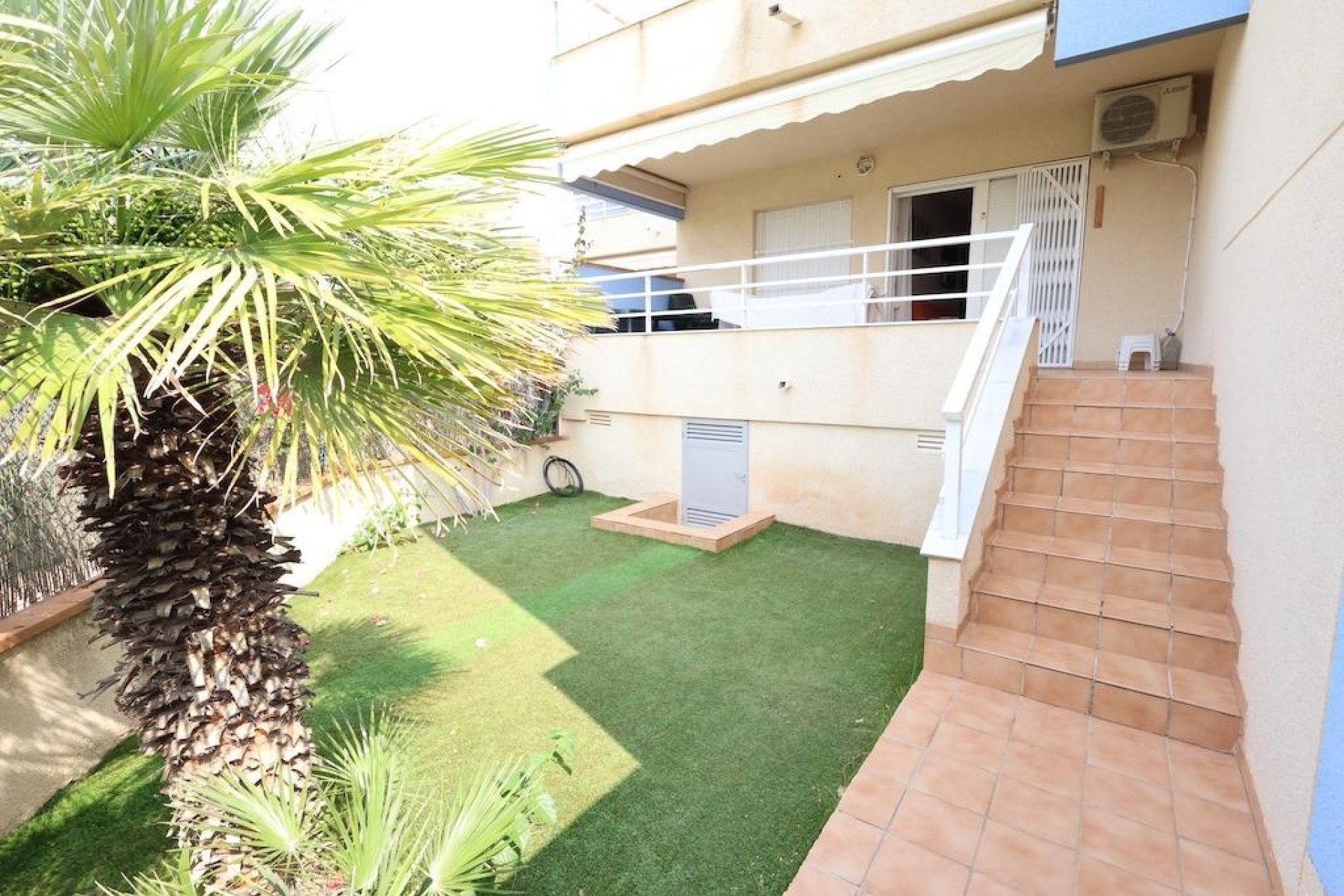 Verhuur - Appartement  - Orihuela Costa - Campoamor