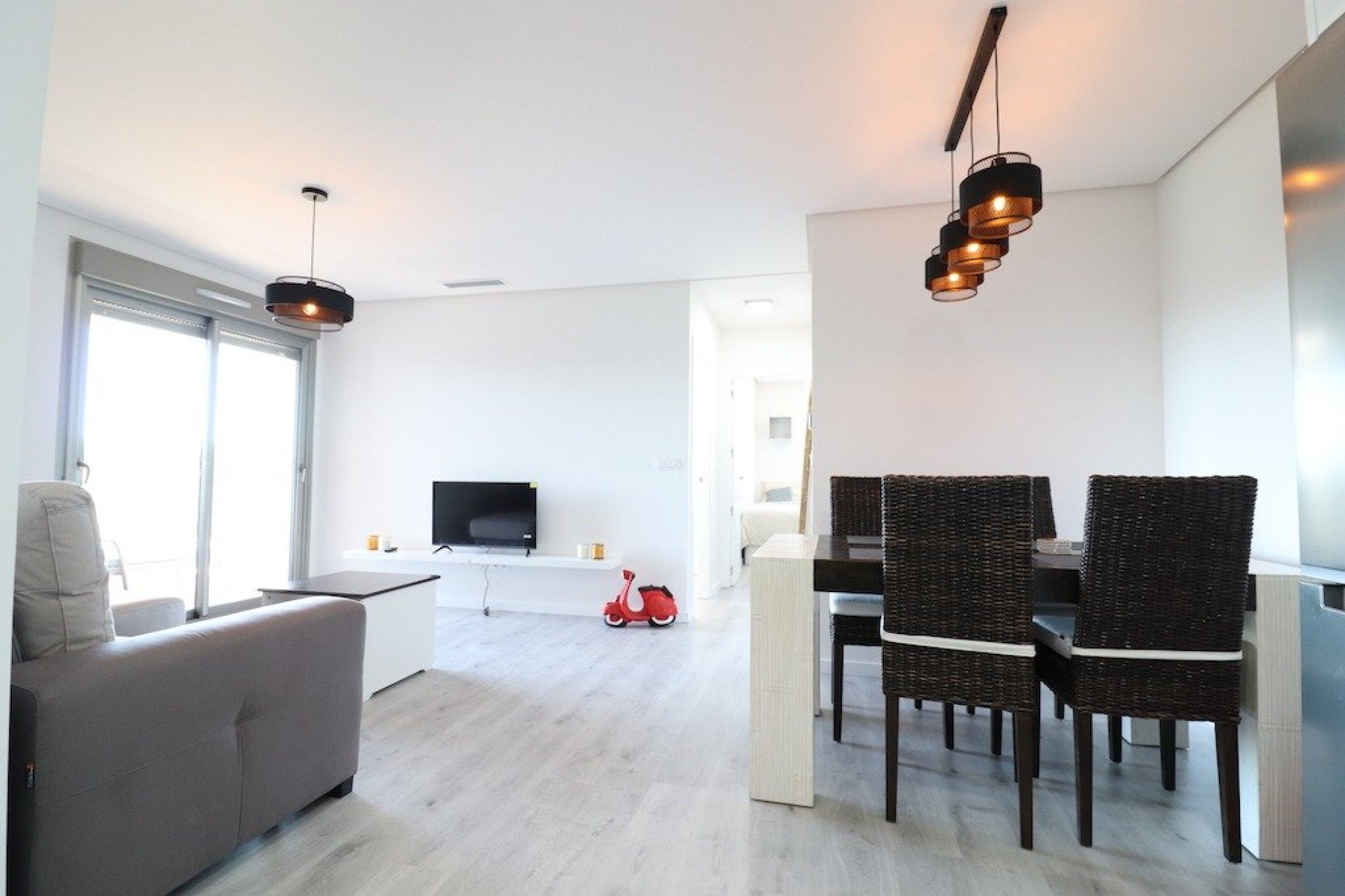 Verhuur - Appartement  - Orihuela Costa - La Zenia