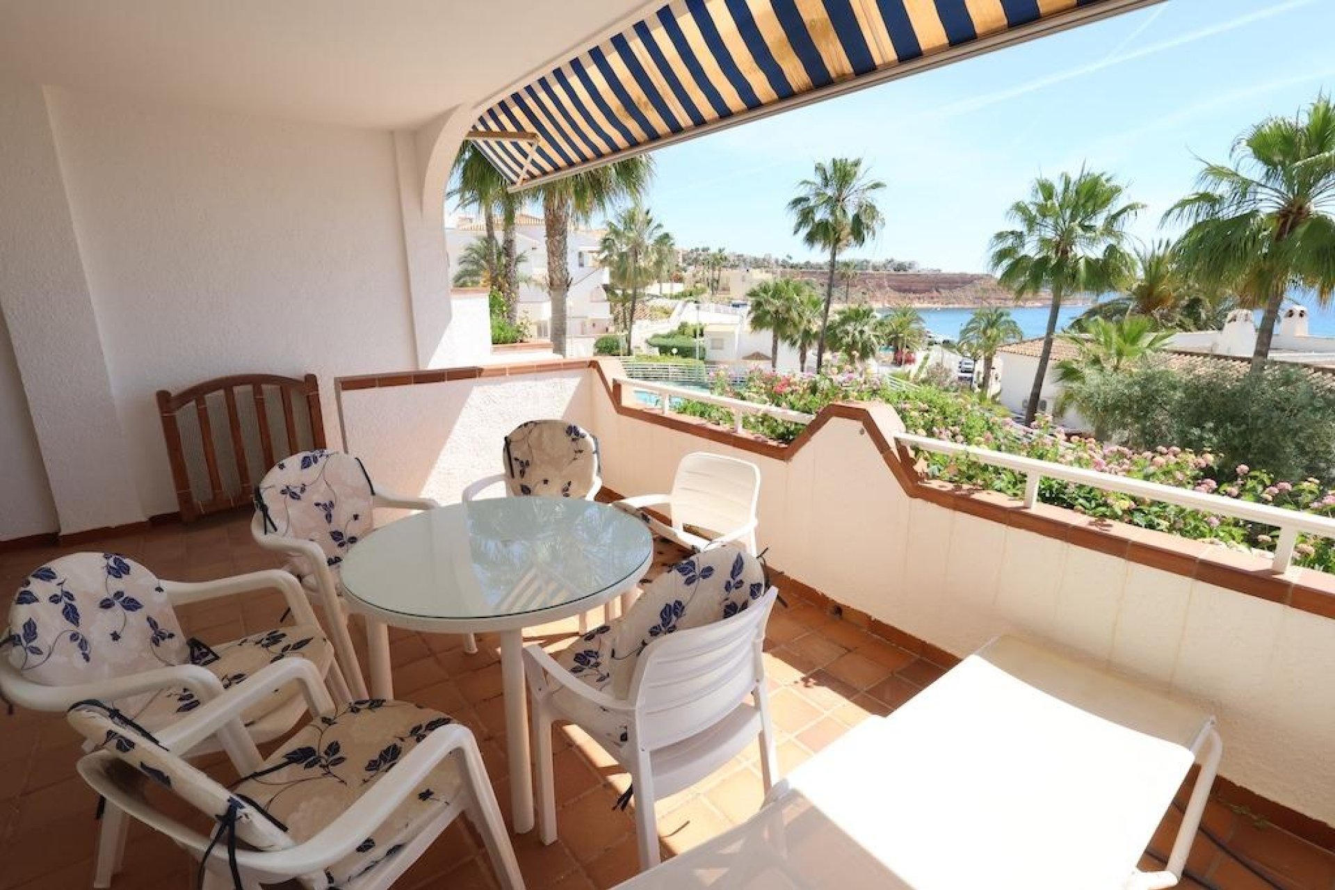 Verhuur - Bungalow - Orihuela Costa - Campoamor