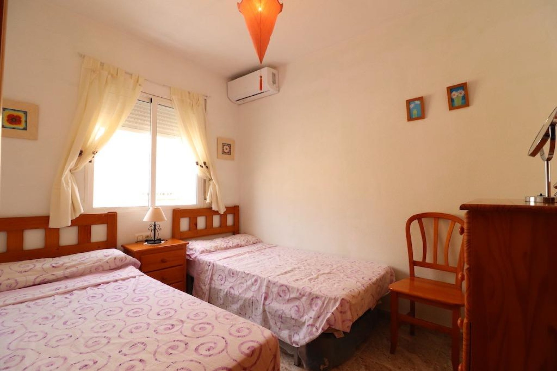 Verhuur - Halfvrijstaande  woning - Orihuela Costa - La Zenia