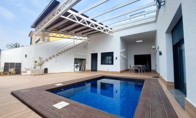 Villa - Bestaande woning  - Pilar de la Horadada - Torre De La Horadada