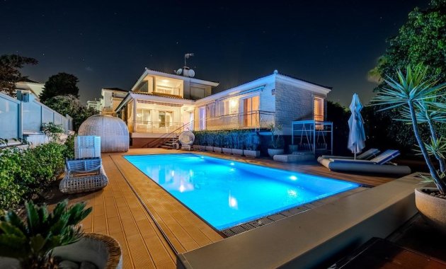 Villa - Bestaande woning  - Torrevieja - Torre la mata