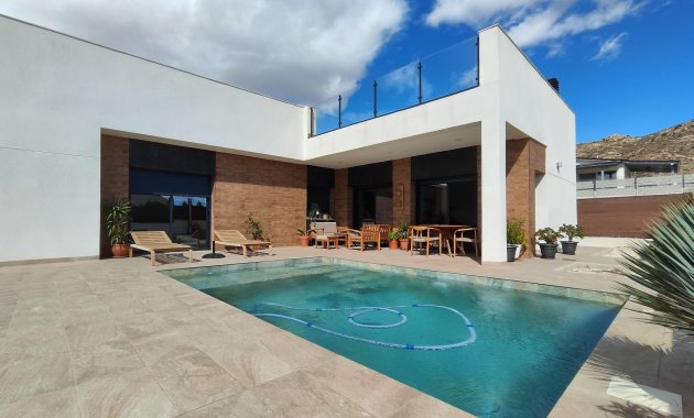 Villa - New Build - Pinoso - N8294