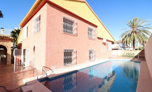 Villa - Segunda Mano - Cabo Roig - COR2688