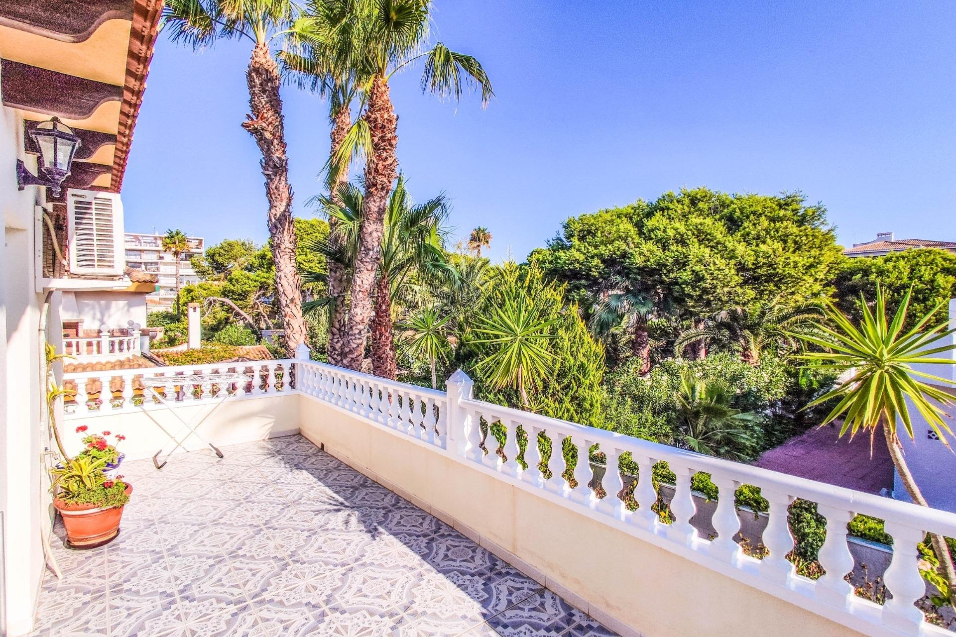 Wynajem długoterminowy - Chalet - Orihuela Costa - Cabo Roig