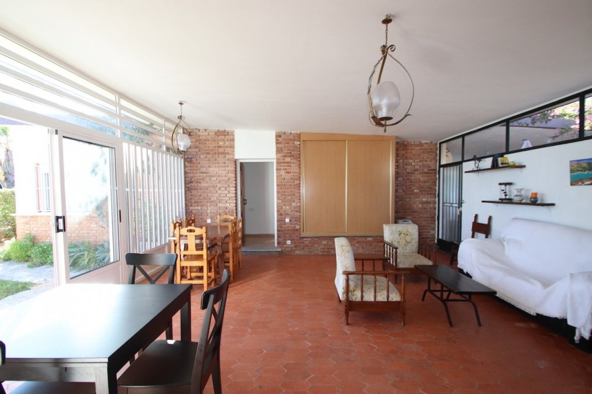 Wynajem długoterminowy - Chalet - Orihuela Costa - Campoamor