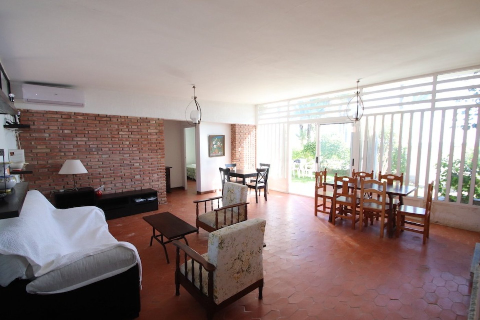 Wynajem długoterminowy - Chalet - Orihuela Costa - Campoamor