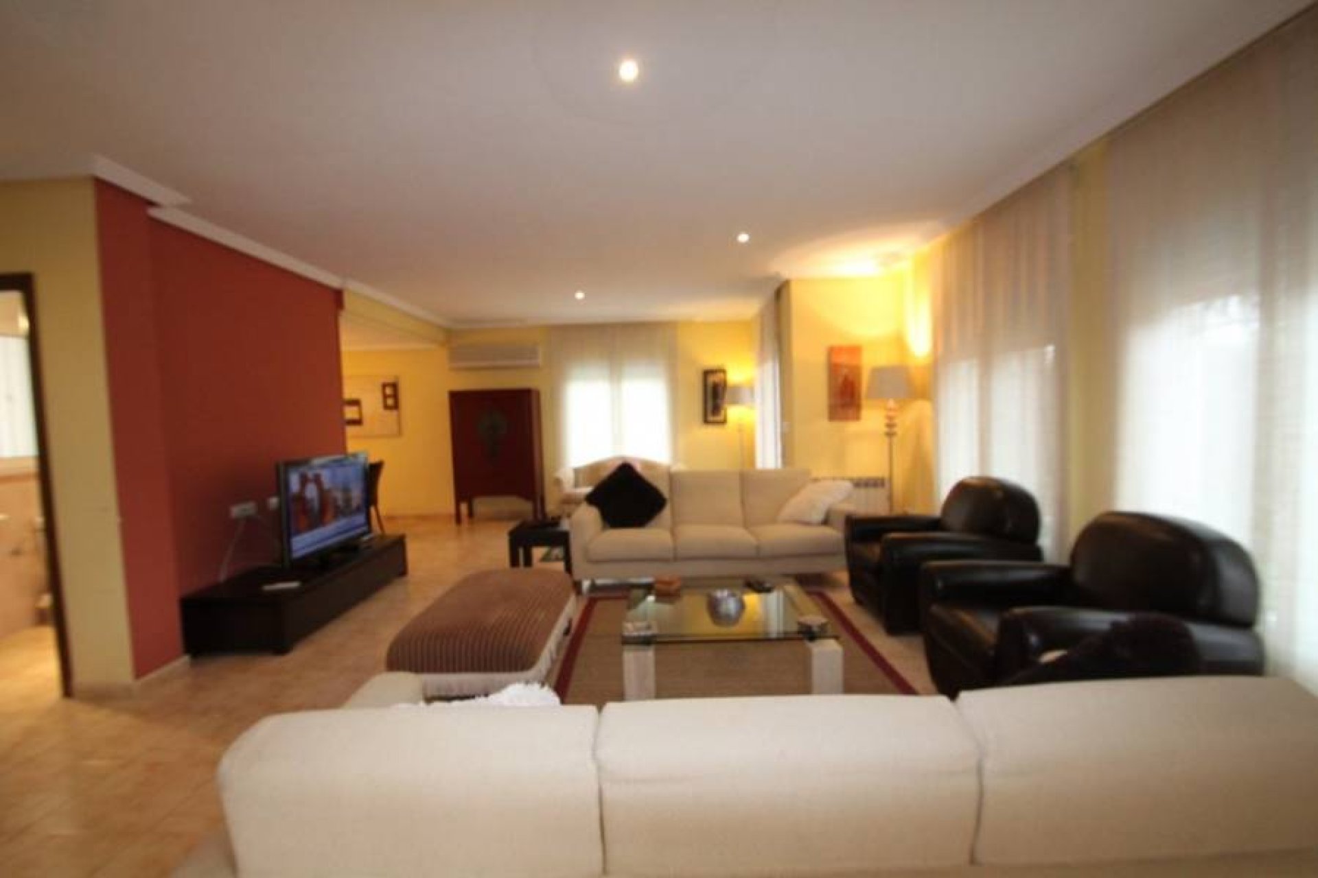 Wynajem długoterminowy - Chalet - Orihuela Costa - Campoamor