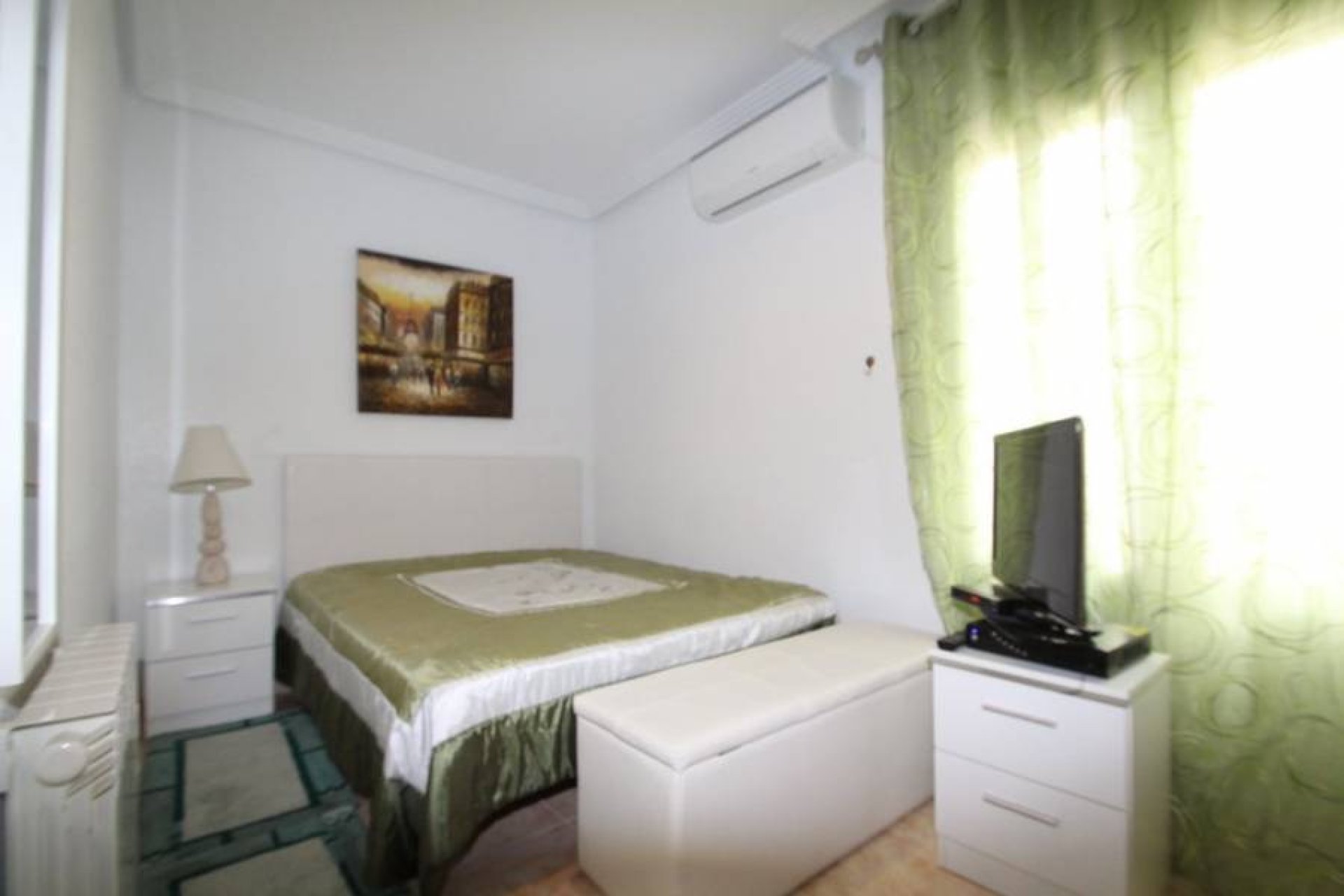 Wynajem długoterminowy - Chalet - Orihuela Costa - Campoamor