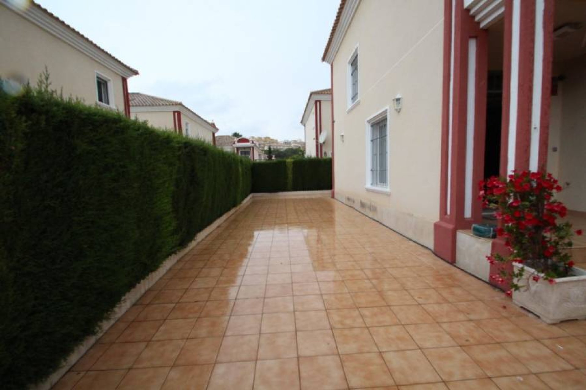 Wynajem długoterminowy - Chalet - Orihuela Costa - Campoamor