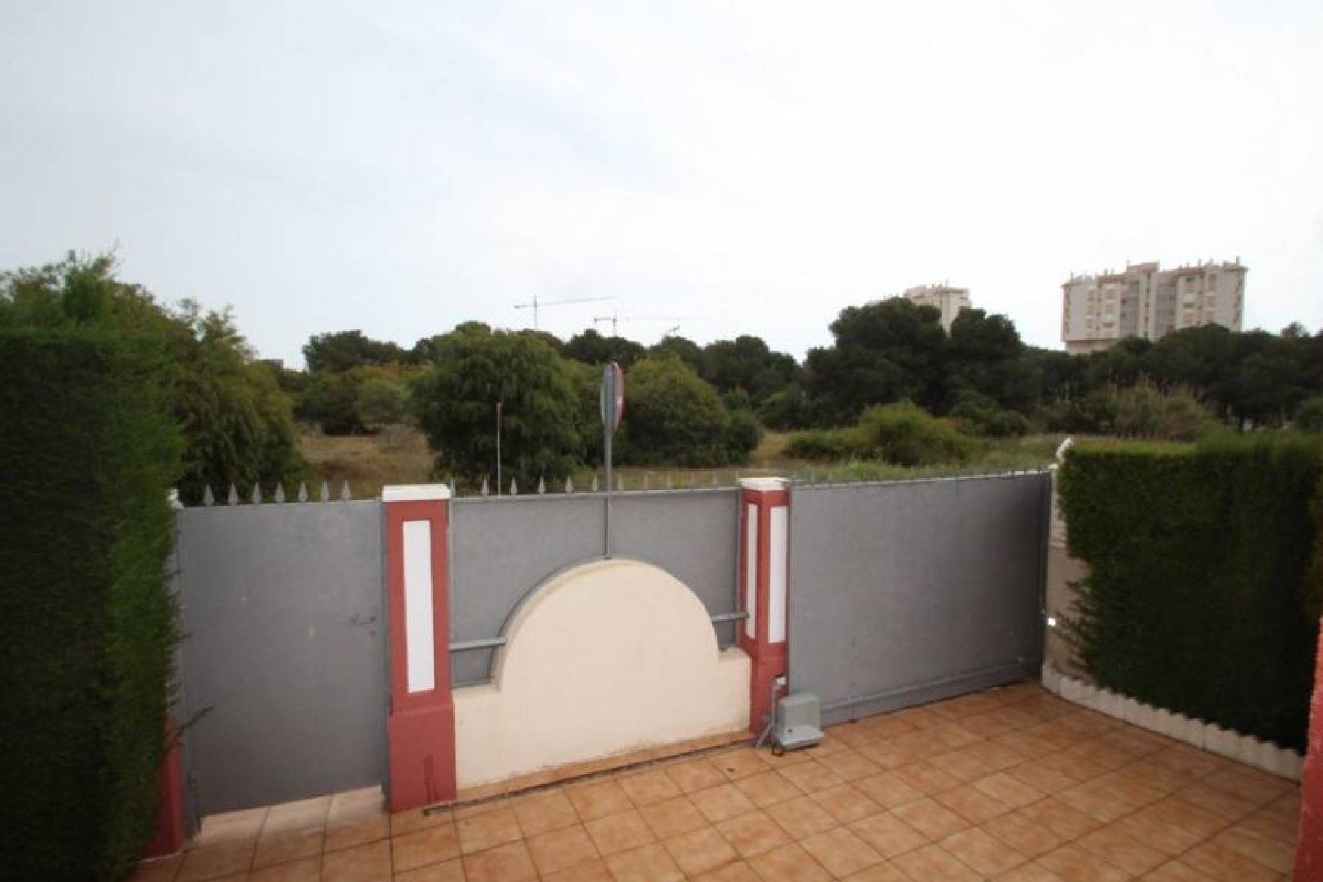 Wynajem długoterminowy - Chalet - Orihuela Costa - Campoamor