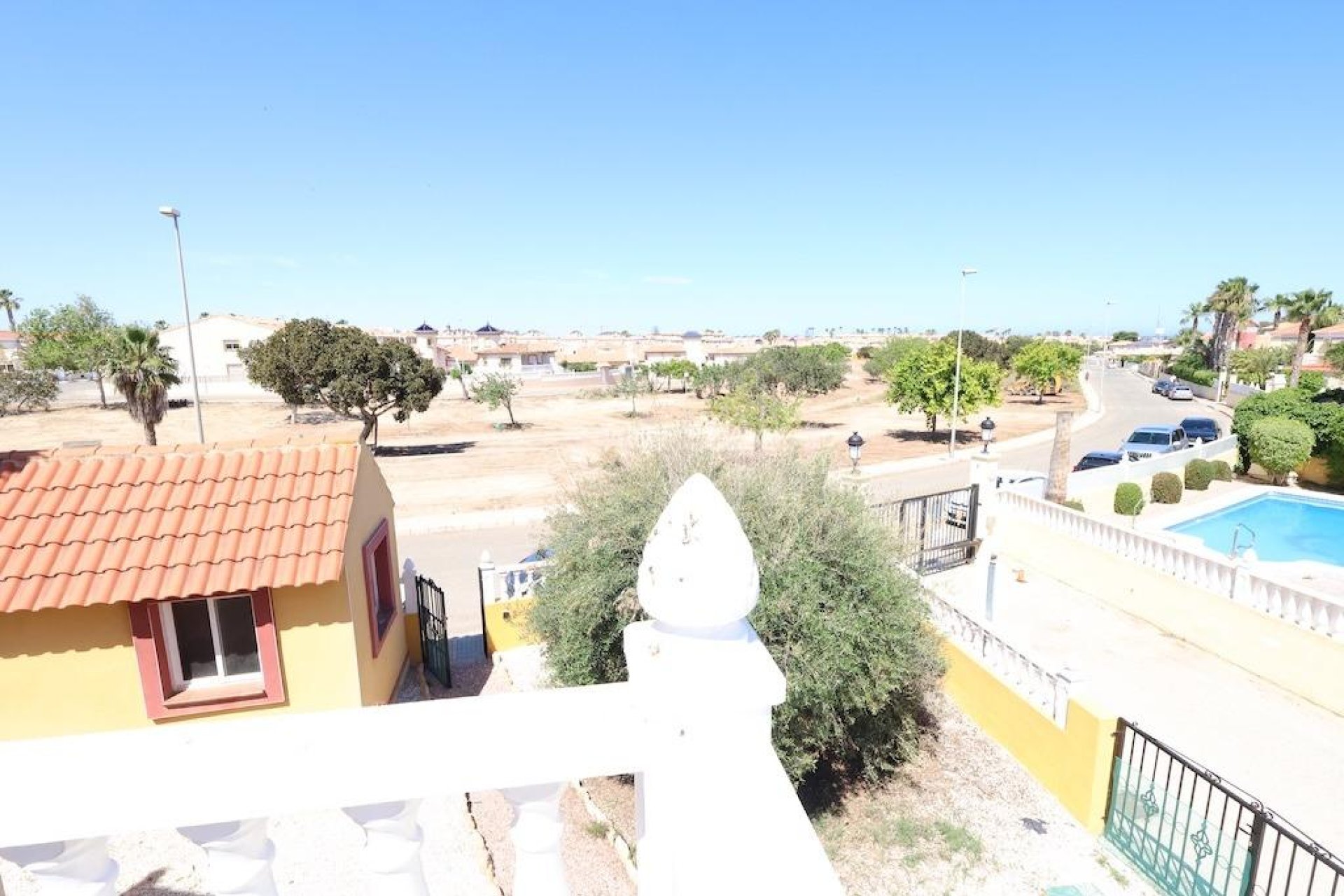 Wynajem długoterminowy - dom bliźniaczy - Orihuela Costa - Lomas de Cabo Roig