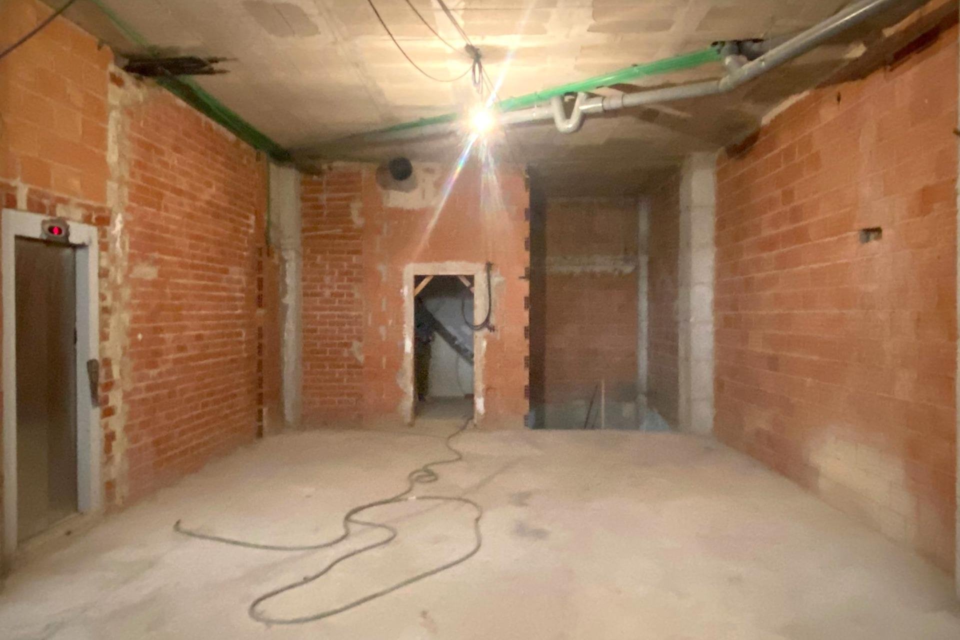 Wynajem długoterminowy - lokal użytkowy - Torrevieja - Puerto