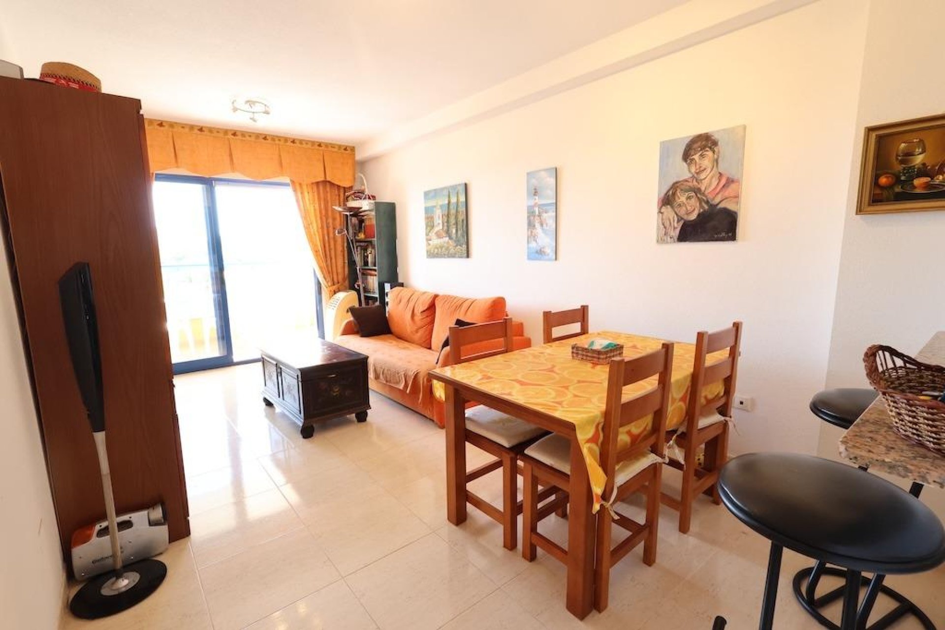 Wynajem długoterminowy - Mieszkanie w bloku - Orihuela Costa - Altos de Campoamor