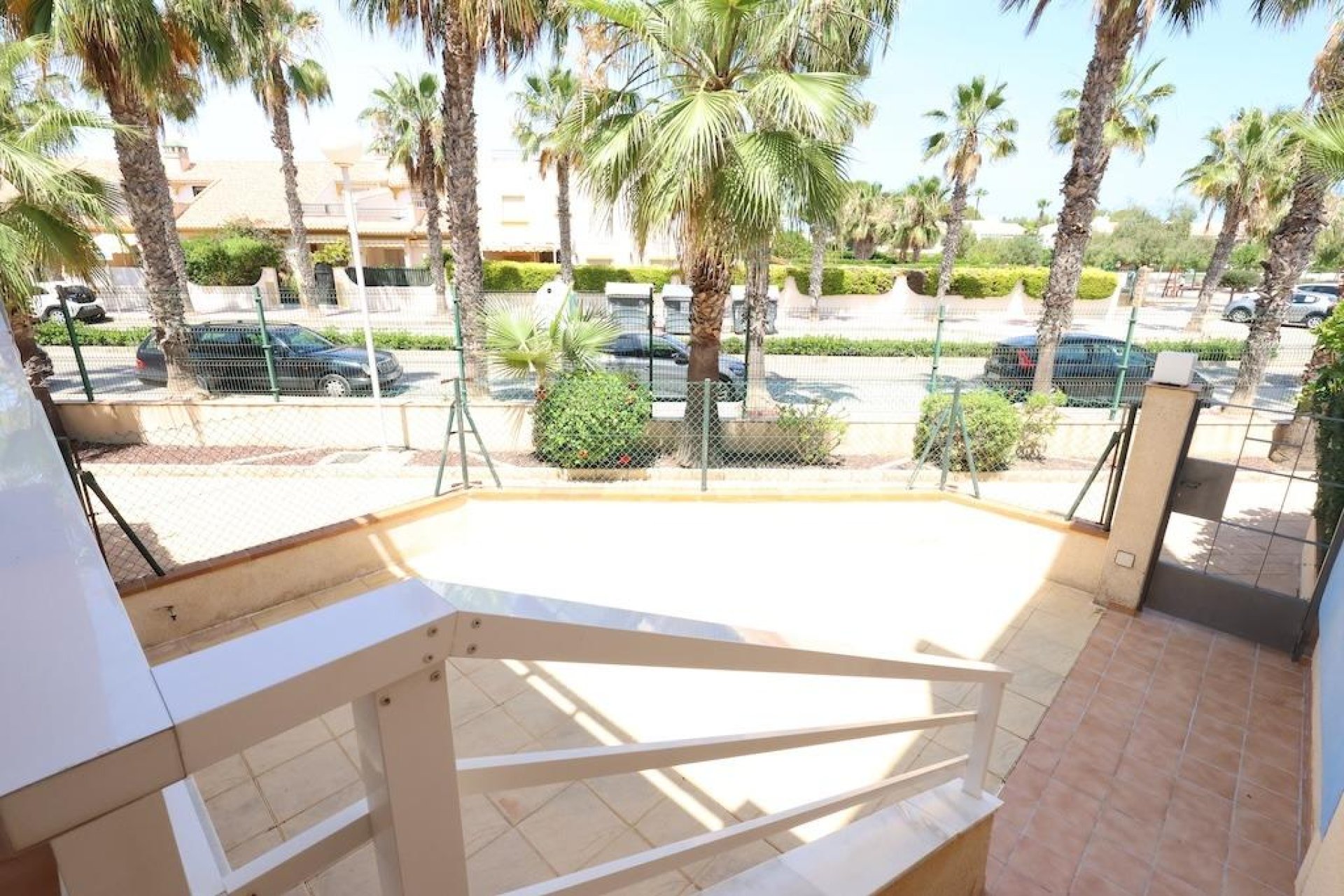 Wynajem długoterminowy - Mieszkanie w bloku - Orihuela Costa - Cabo Roig
