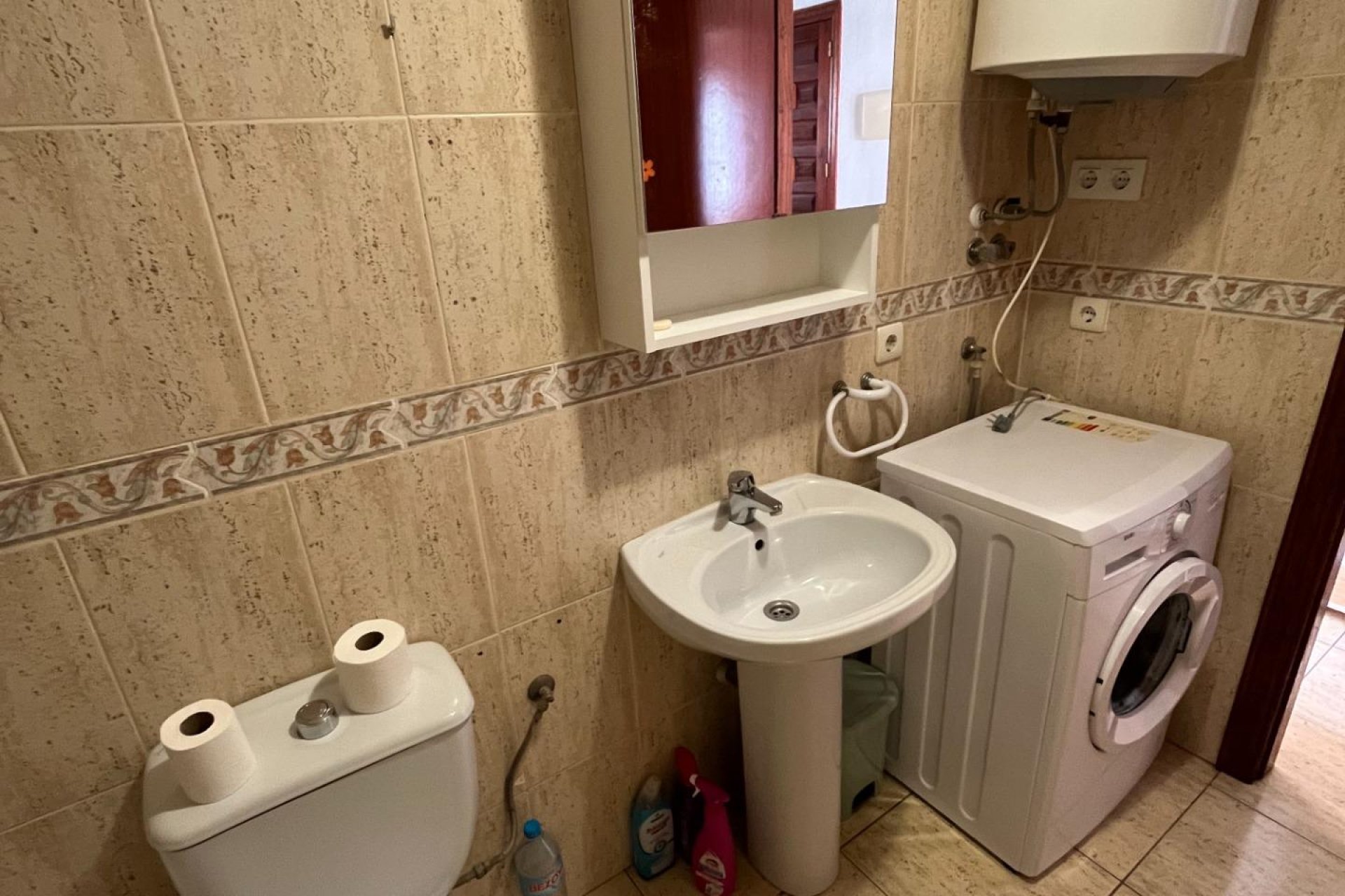 Wynajem długoterminowy - Mieszkanie w bloku - Orihuela Costa - Punta Prima