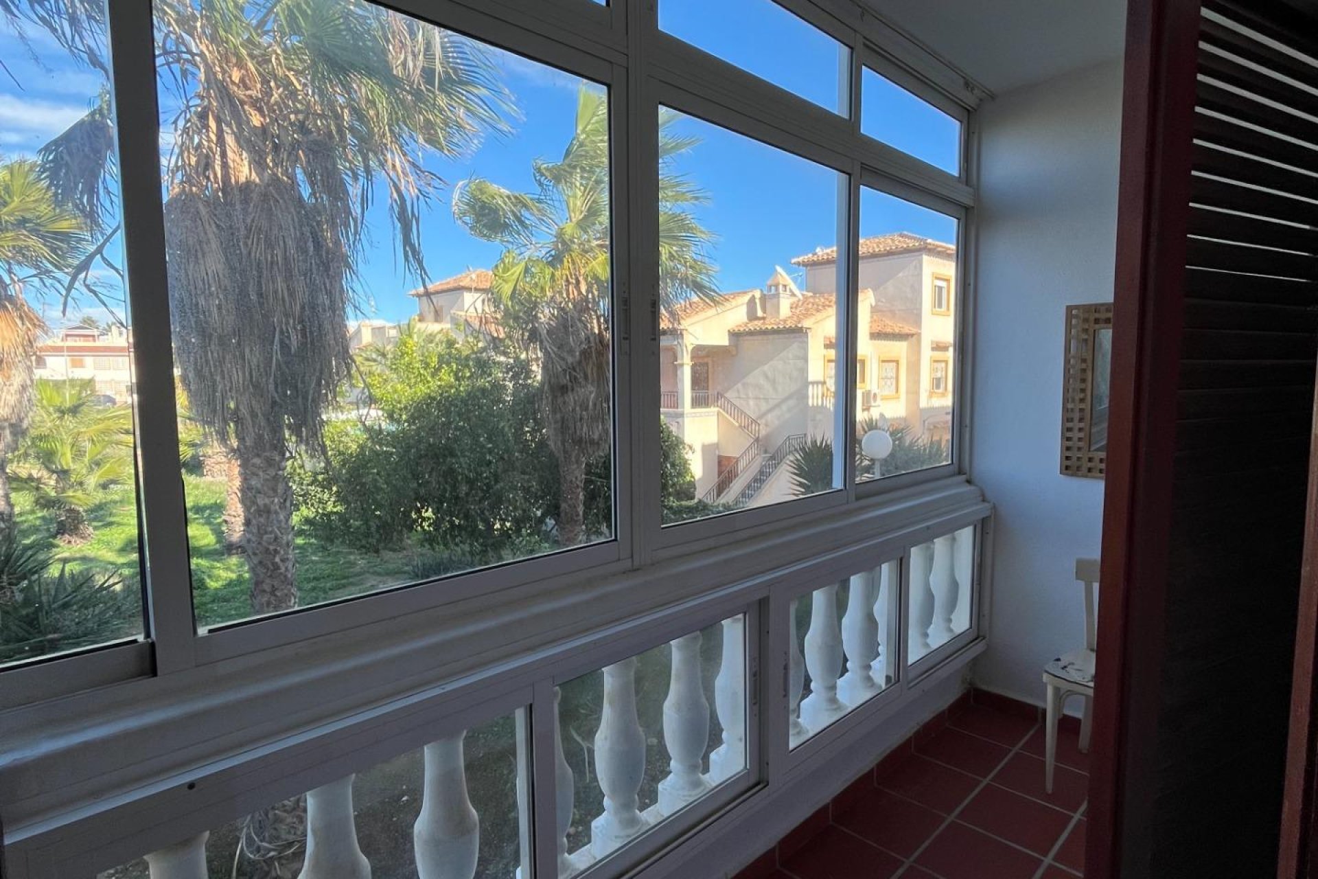 Wynajem długoterminowy - Mieszkanie w bloku - Orihuela Costa - Punta Prima