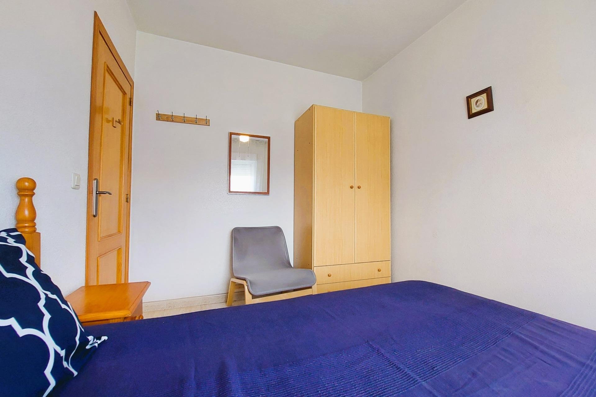 Wynajem długoterminowy - Mieszkanie w bloku - Torrevieja - Acequion