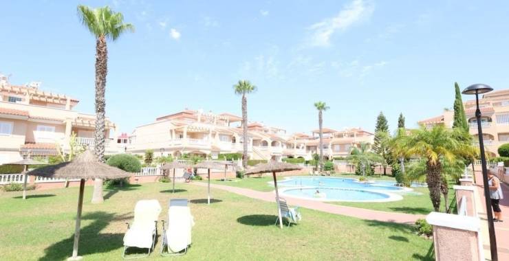  Bungalow for sale in Playa Flamenca