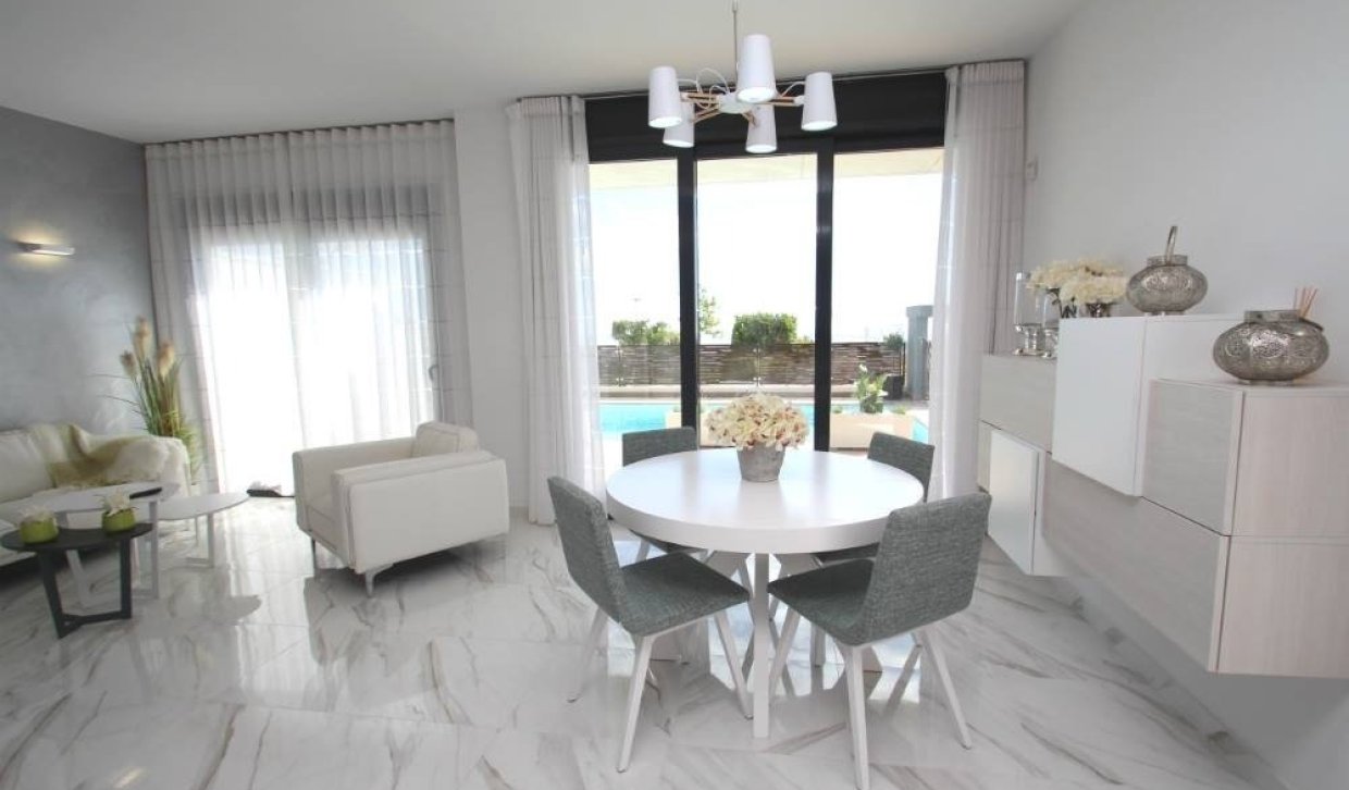 Obra nueva - Villa - Orihuela Costa - Campoamor