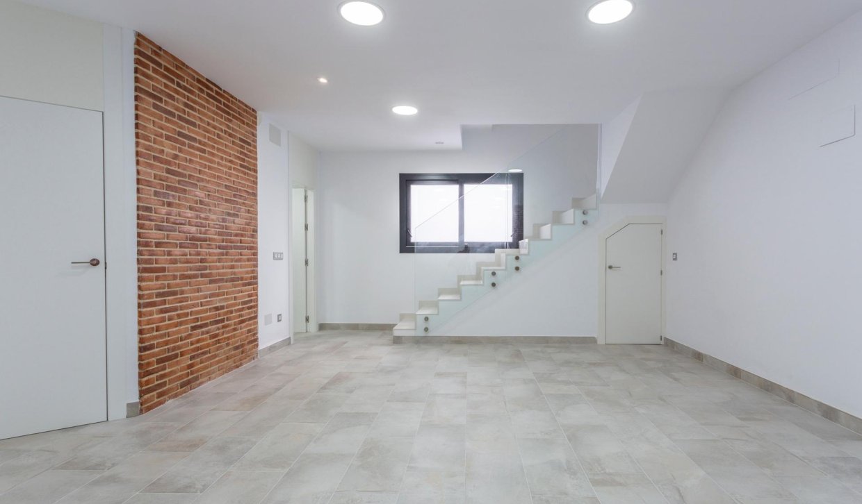 Obra nueva - Villa - Torrevieja - La Mata